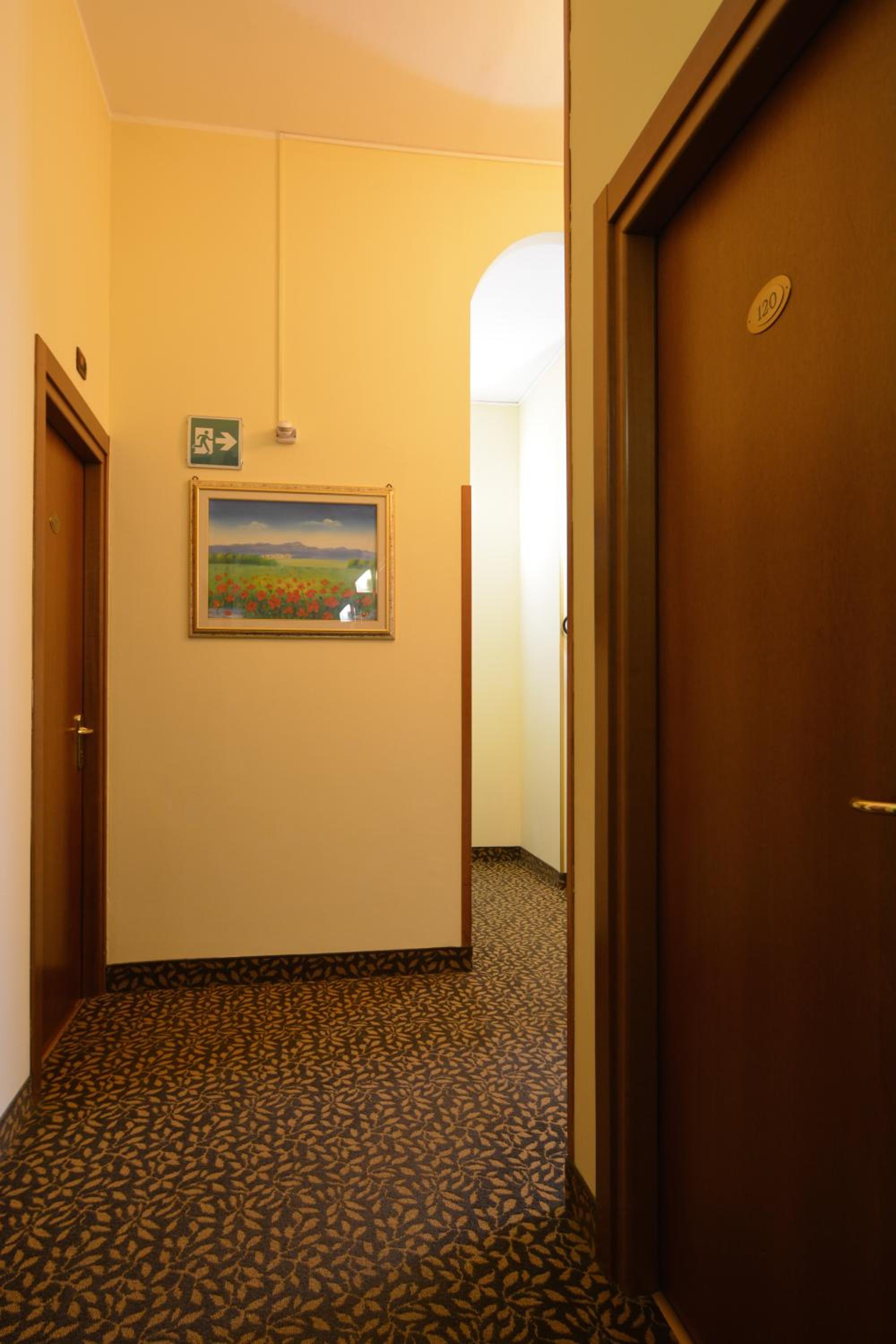 Single Room with Shared Shower and Toilet