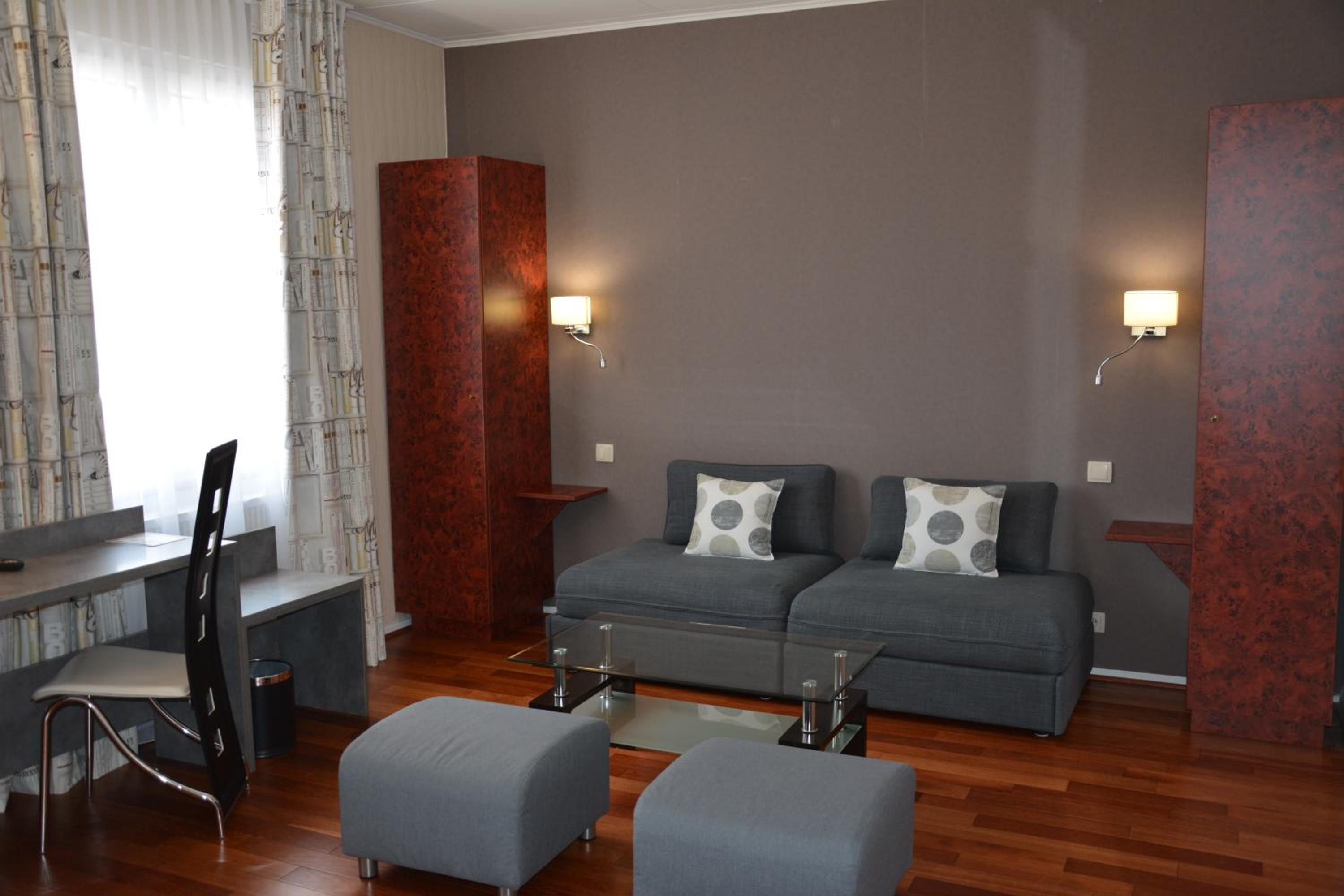 Junior Suite (2 Adults) - Photo 2
