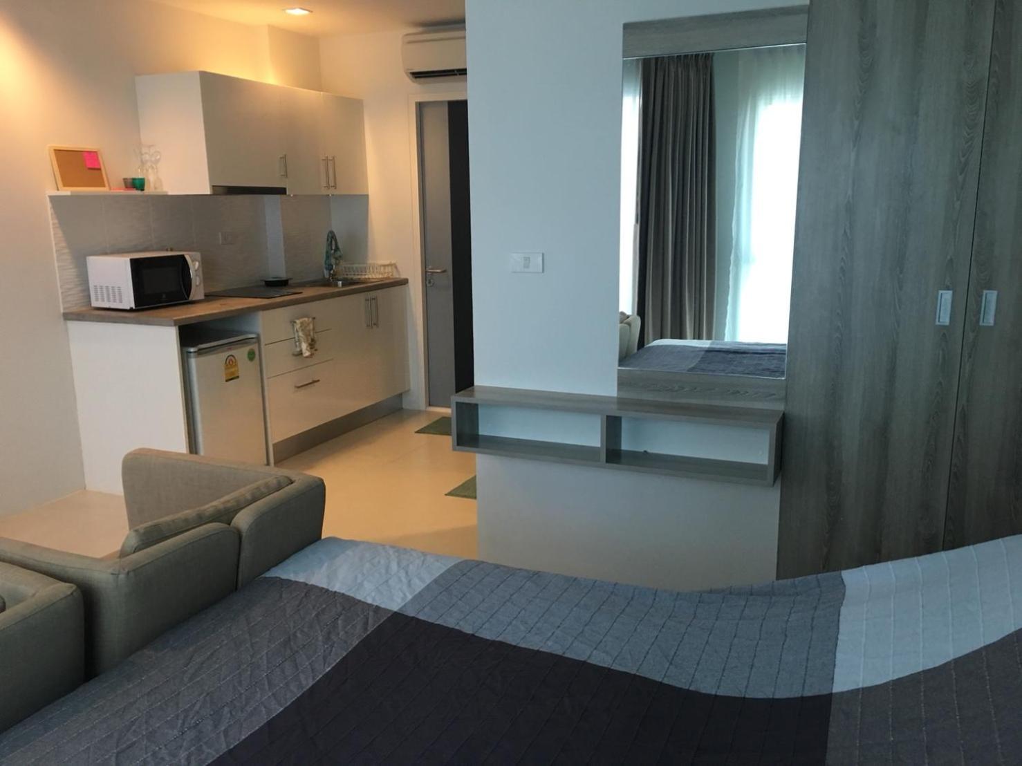 Apartment with Partial Sea View (Queen Bed) - Photo 4