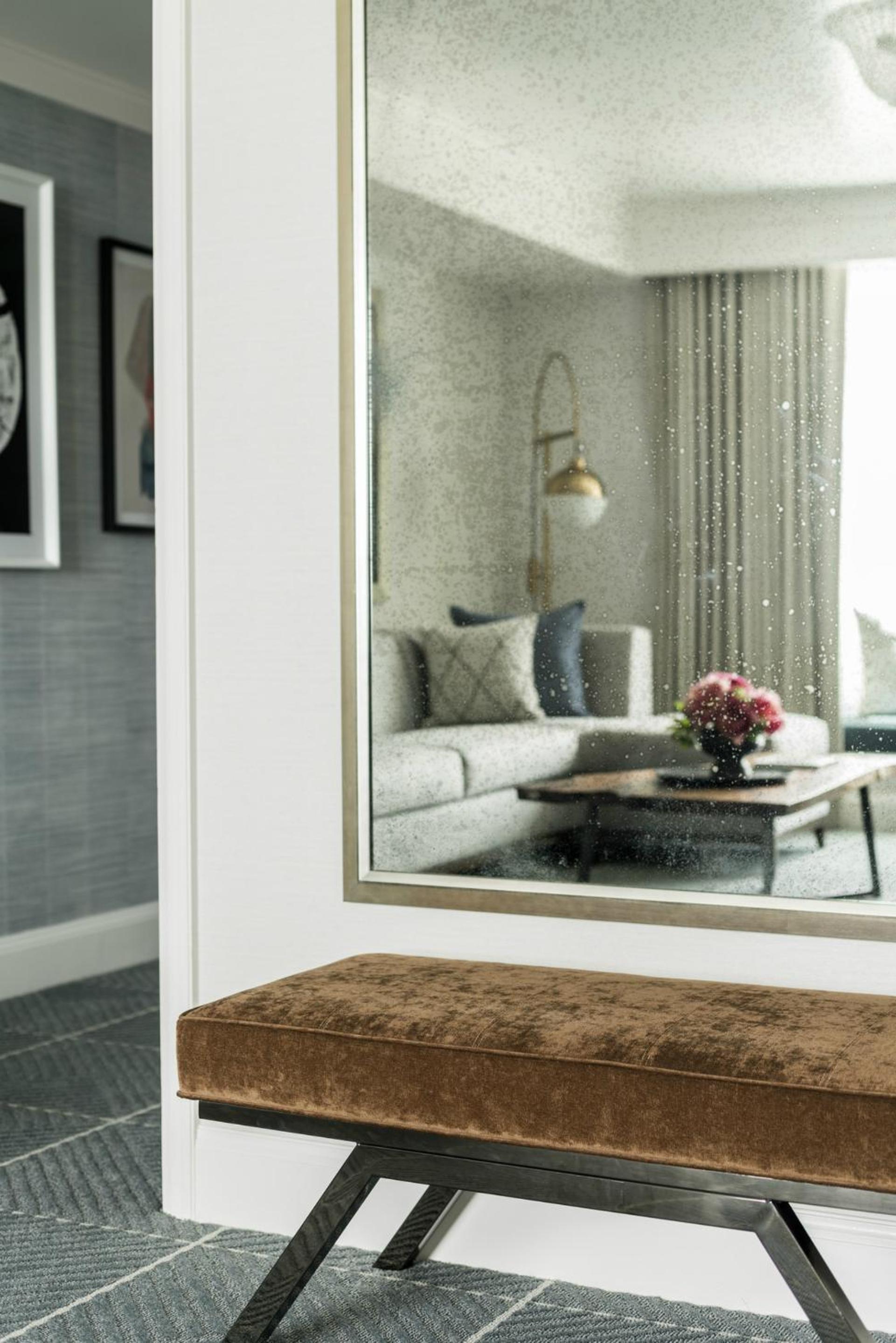 Executive Suite - Photo 4