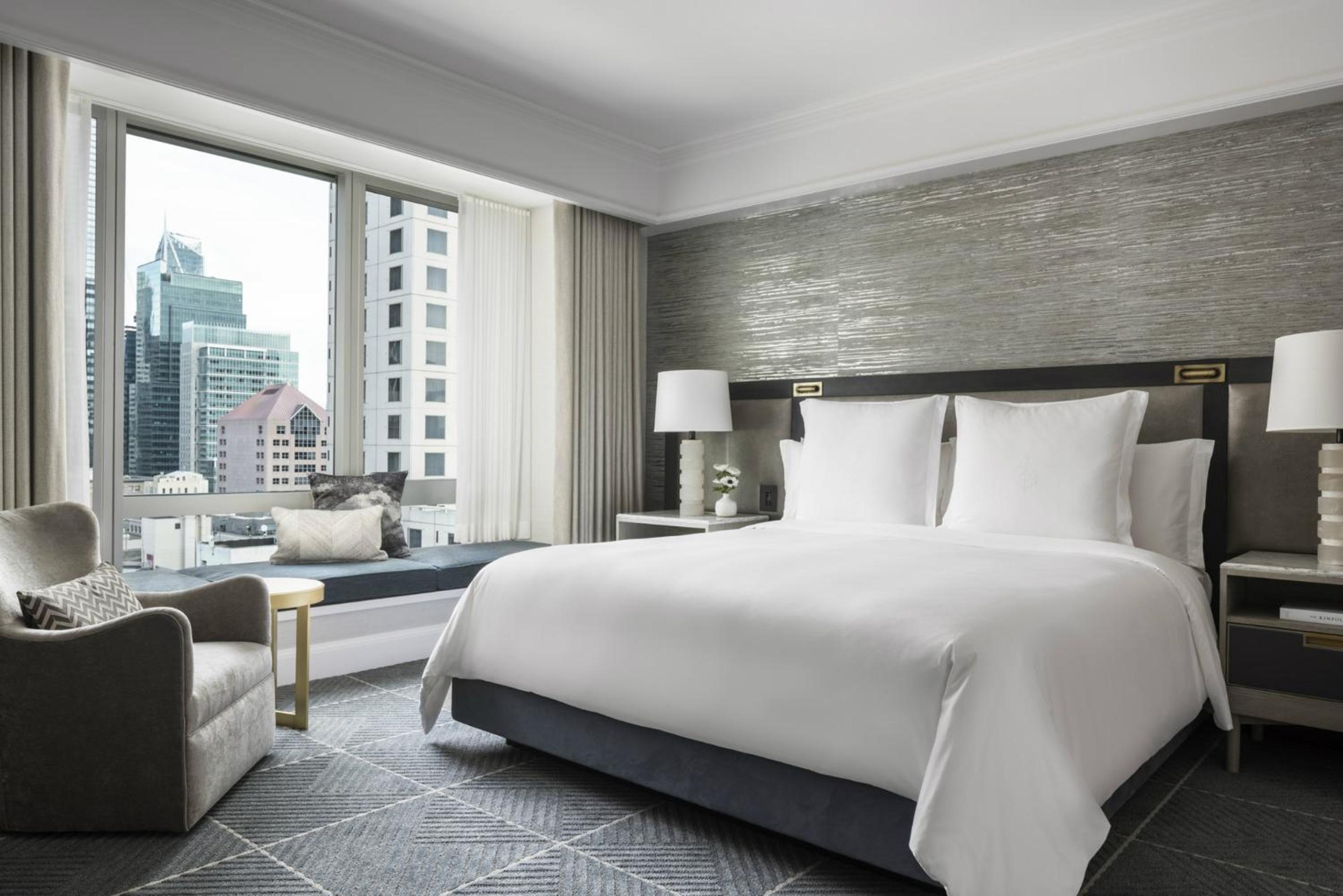 Superior Executive Suite  - Photo 7