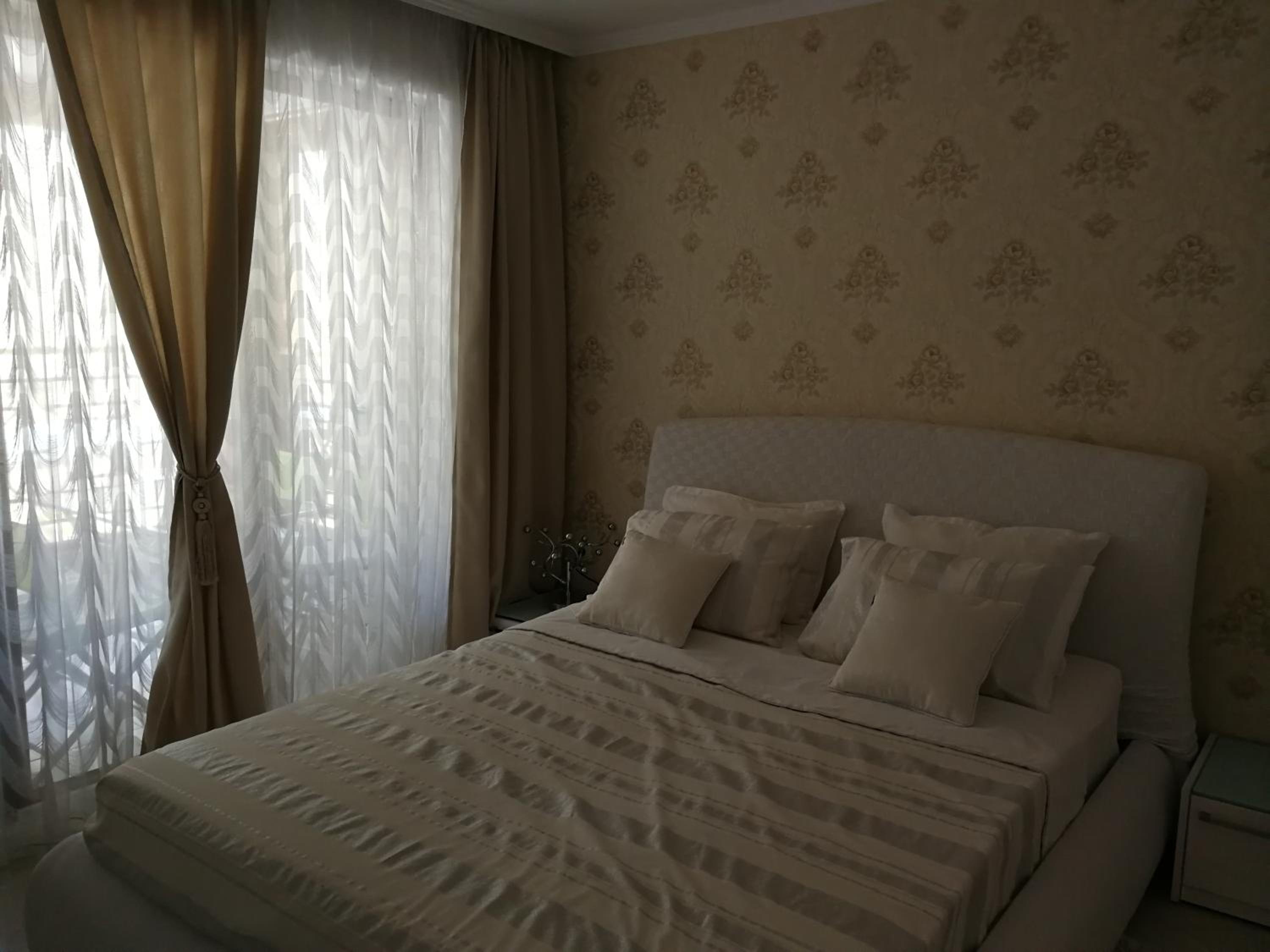 Deluxe Mediterranean Apartment photo 1