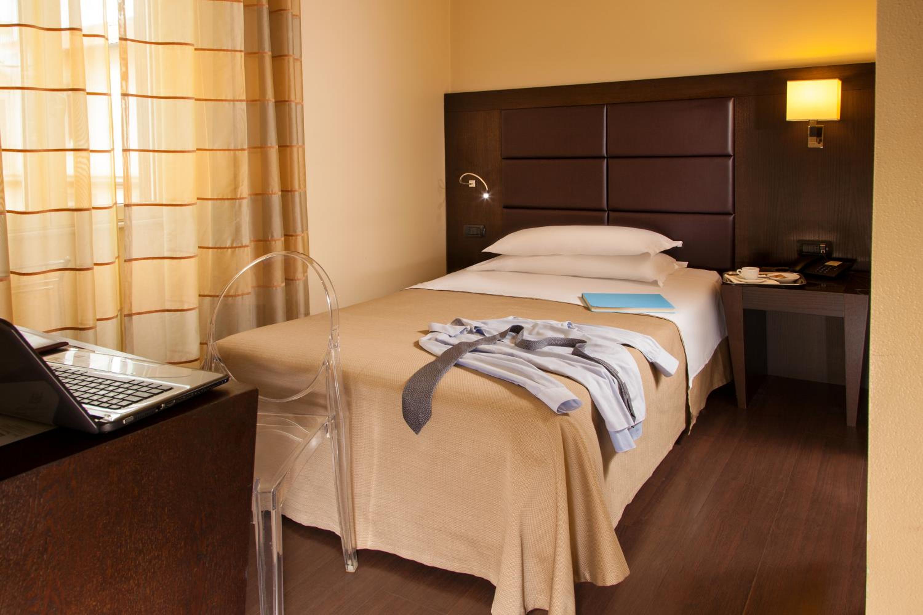Single Room photo 1
