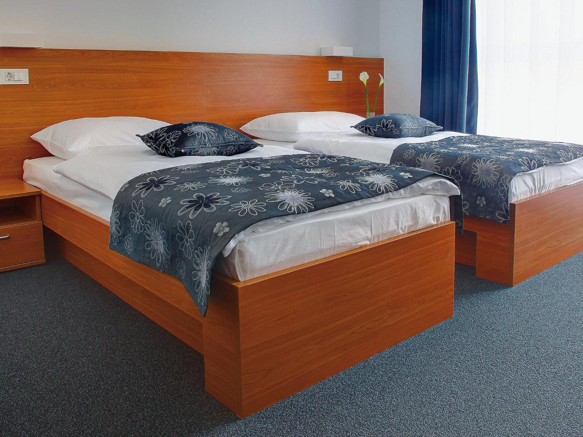 Twin Room - Photo 6