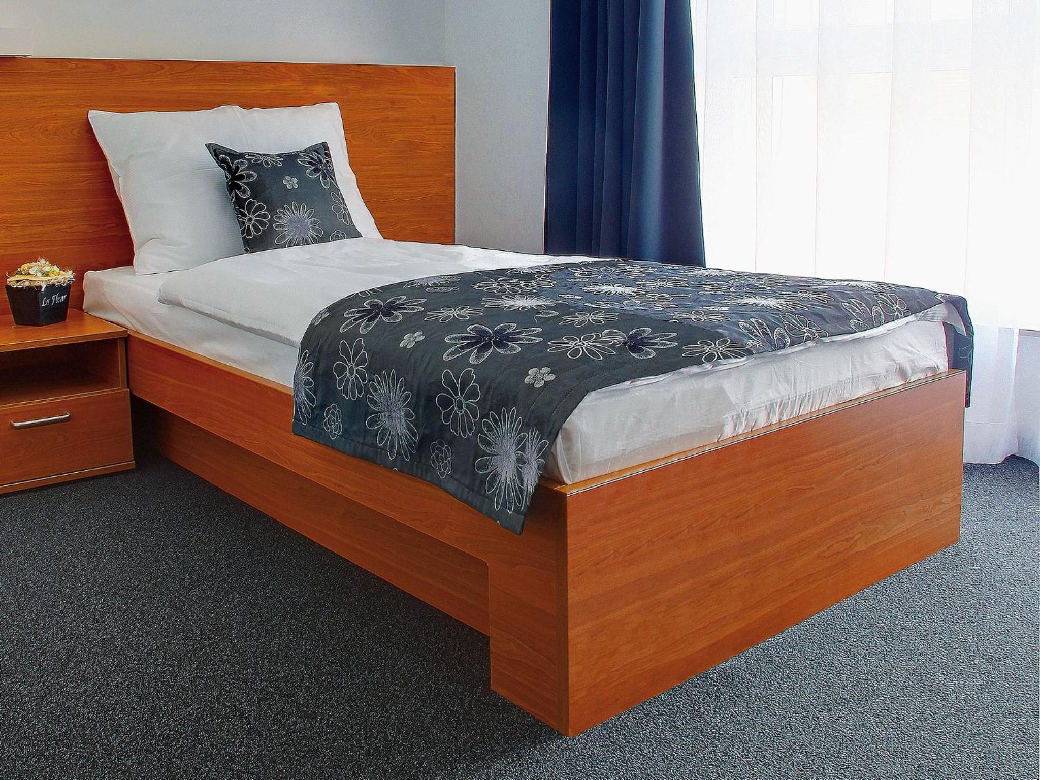 Twin Room - Photo 10