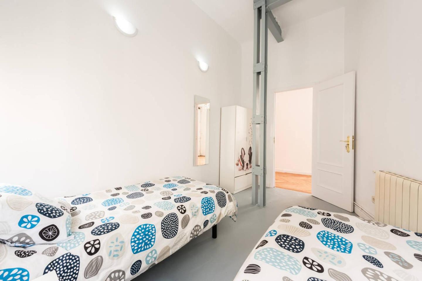 Apartment - Photo 5