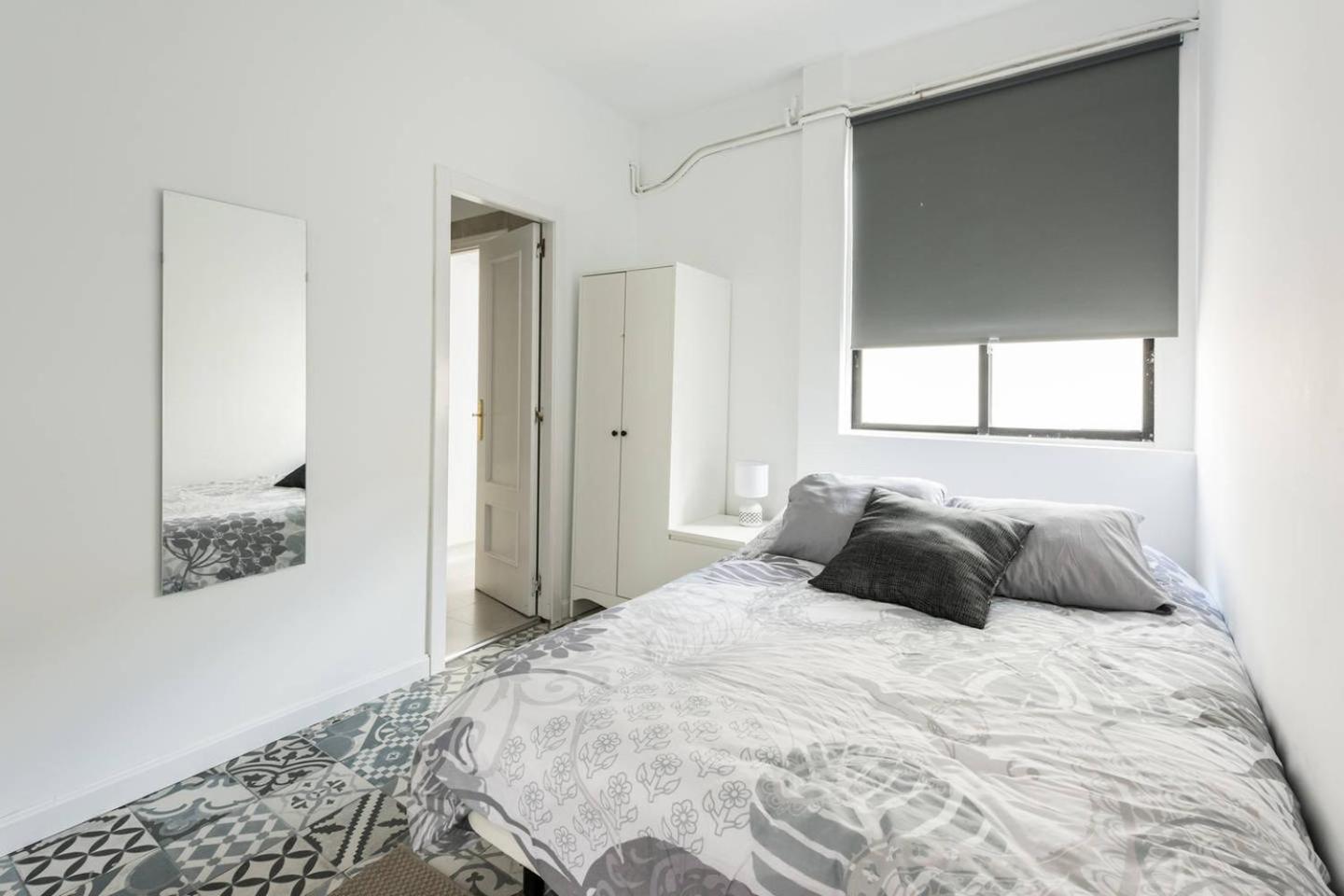 Apartment - Photo 49