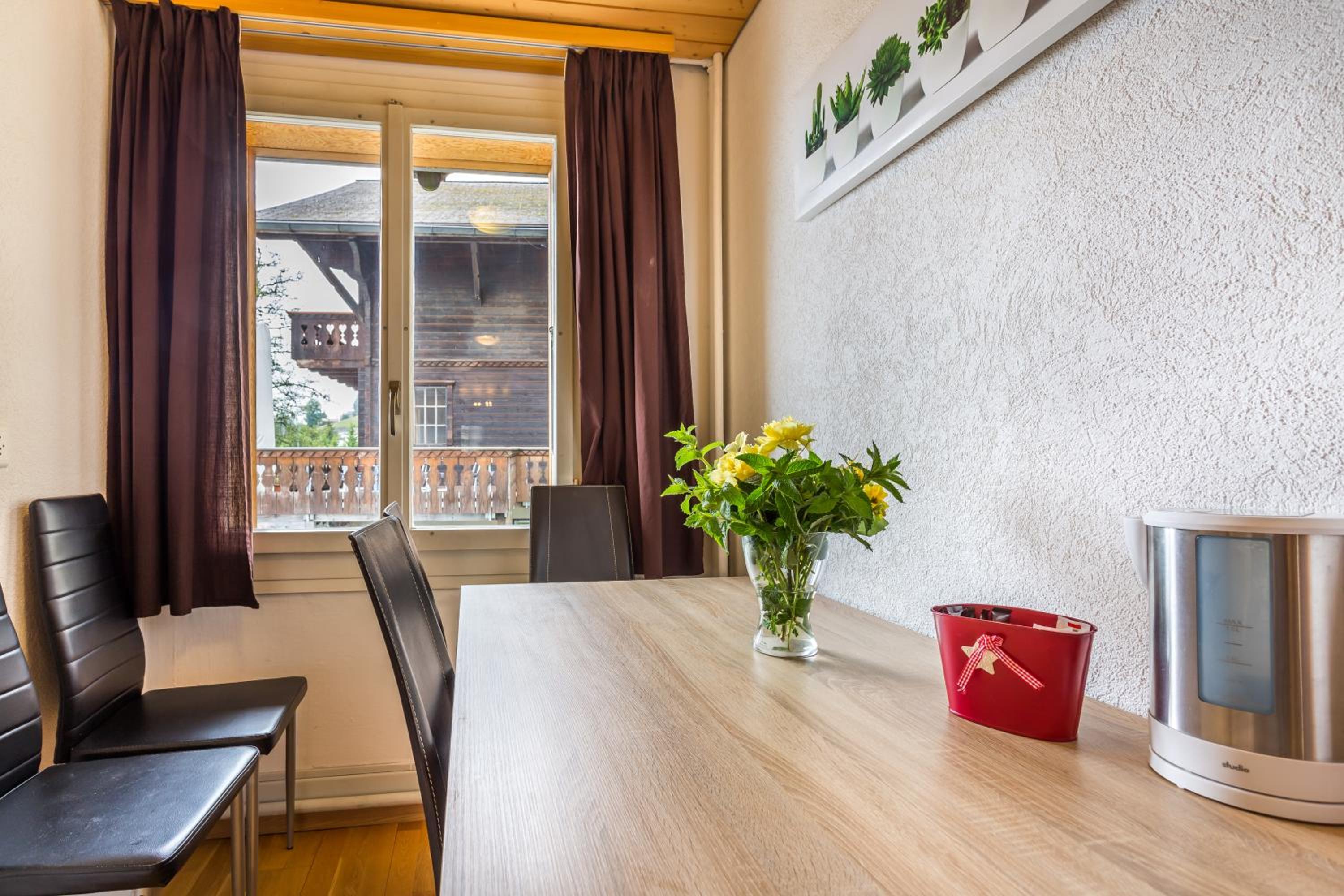 Comfort Apartment with Lake View - Photo 5