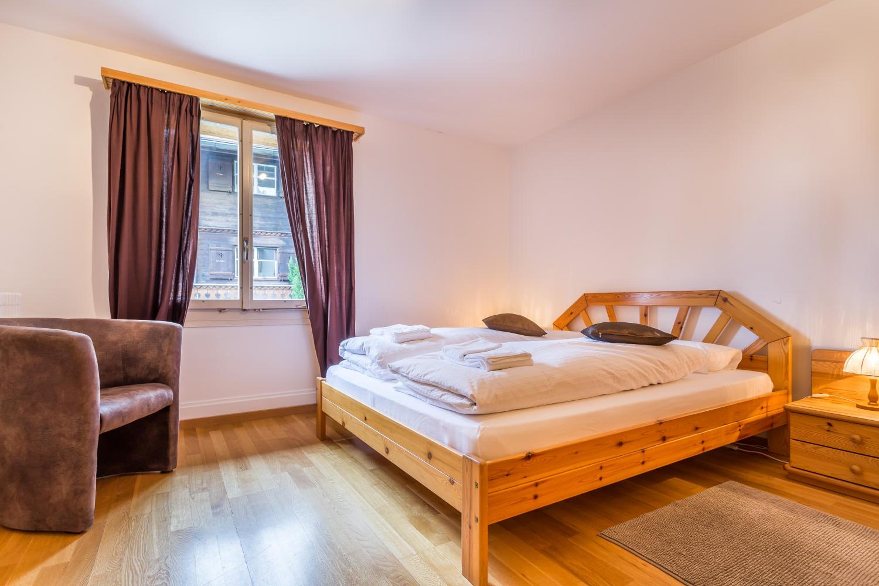 Comfort Apartment with Lake View - Photo 3