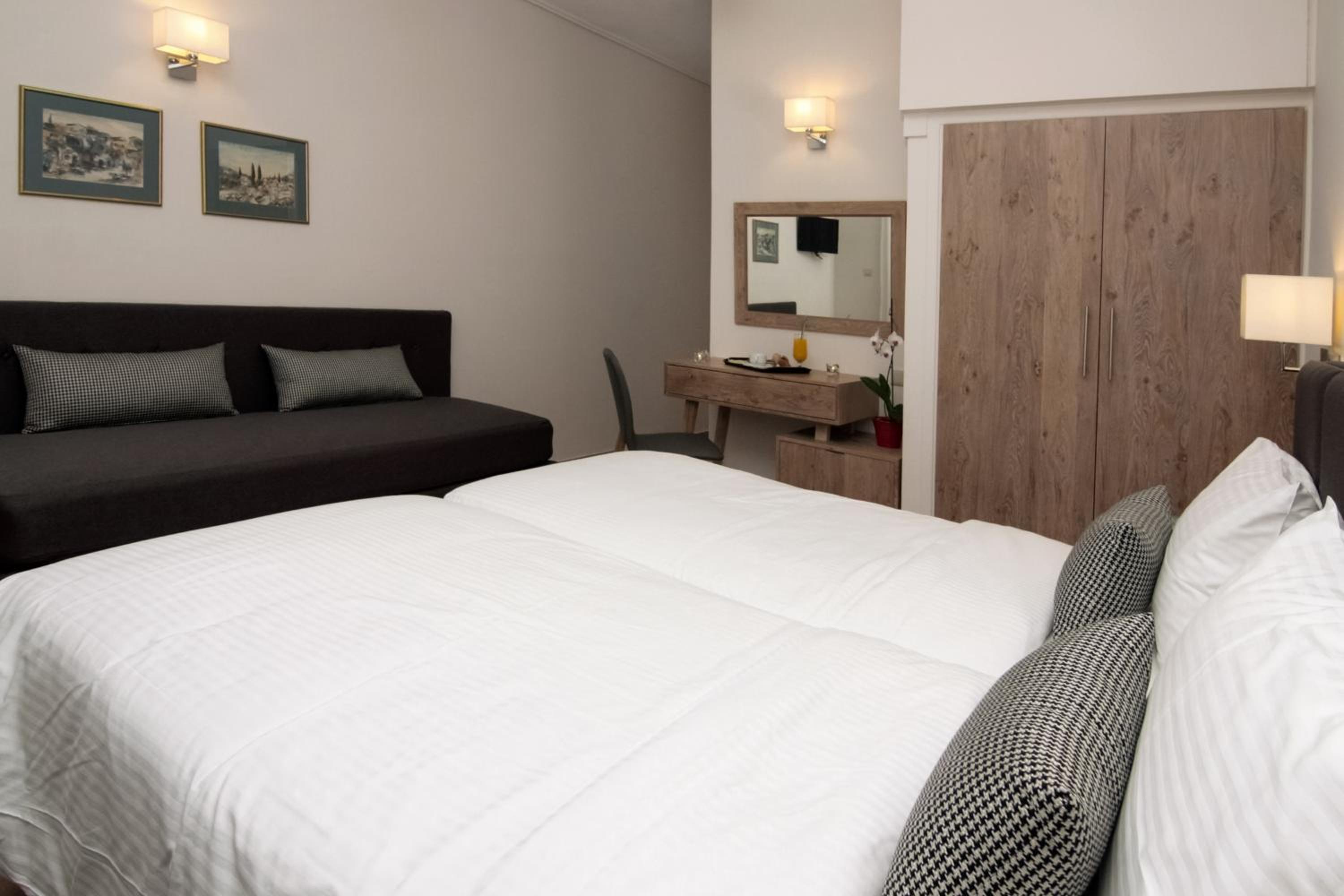 Triple Room photo 2