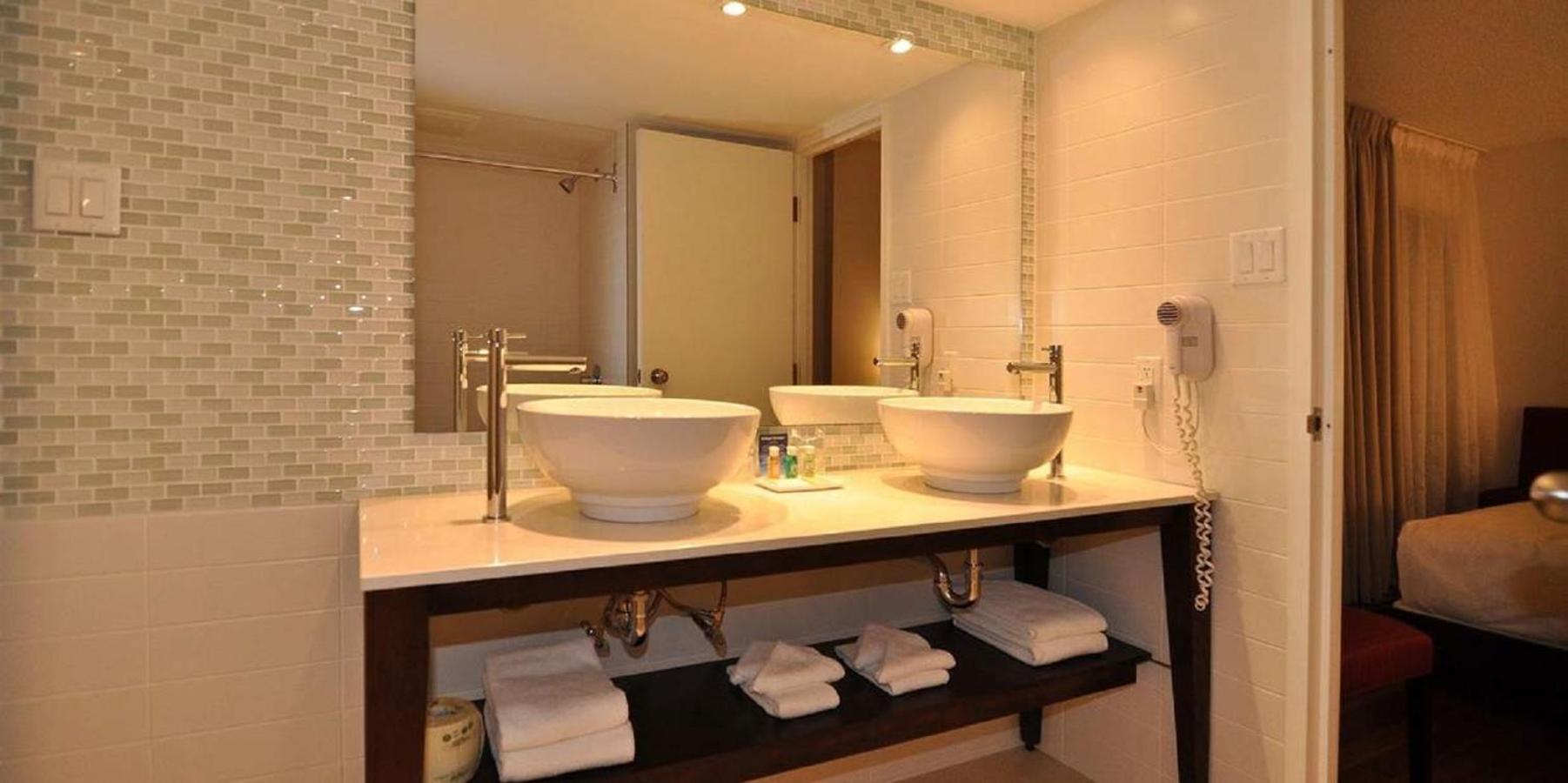 Two-Bedroom Suite