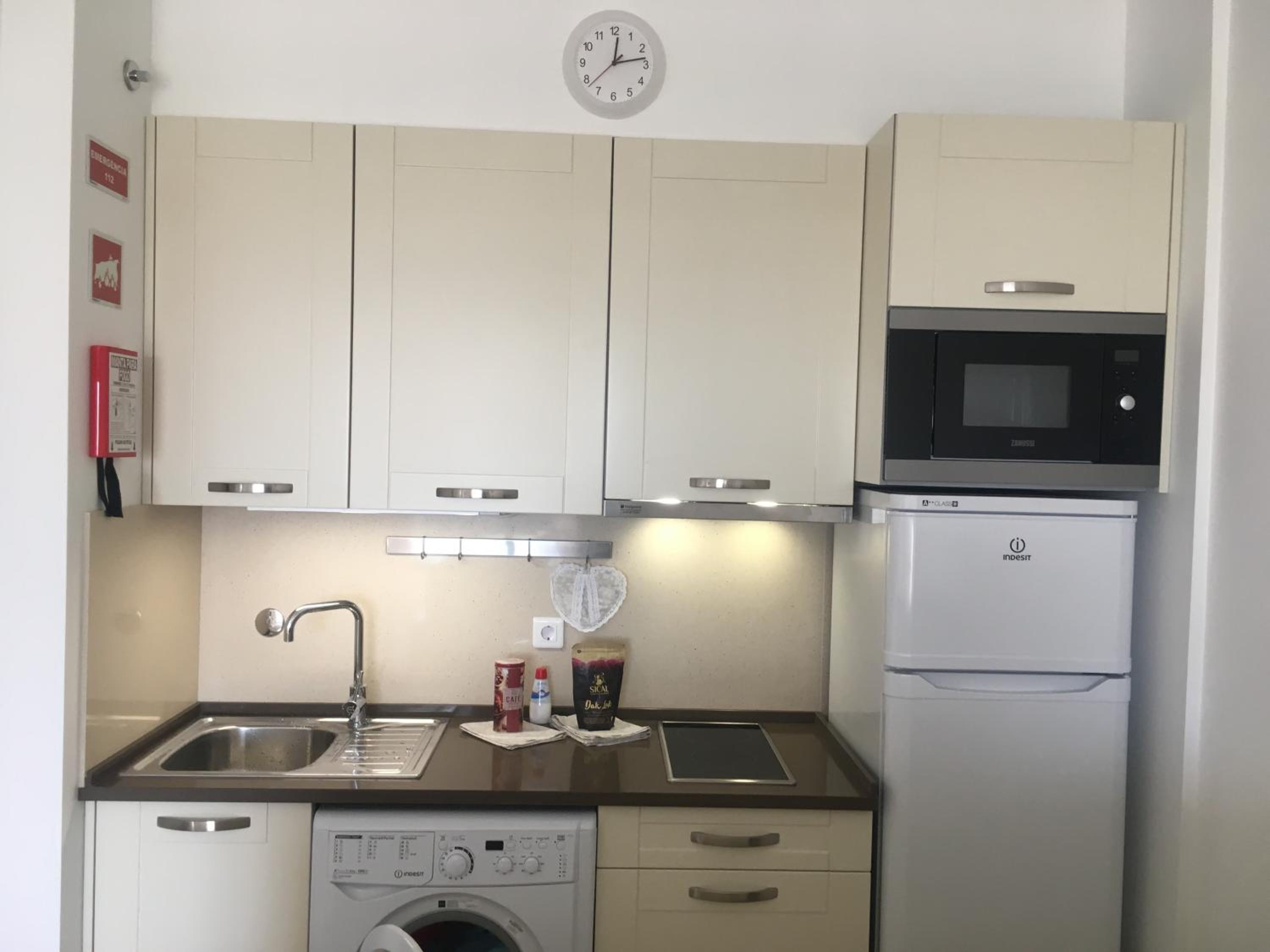 Apartment - Photo 36