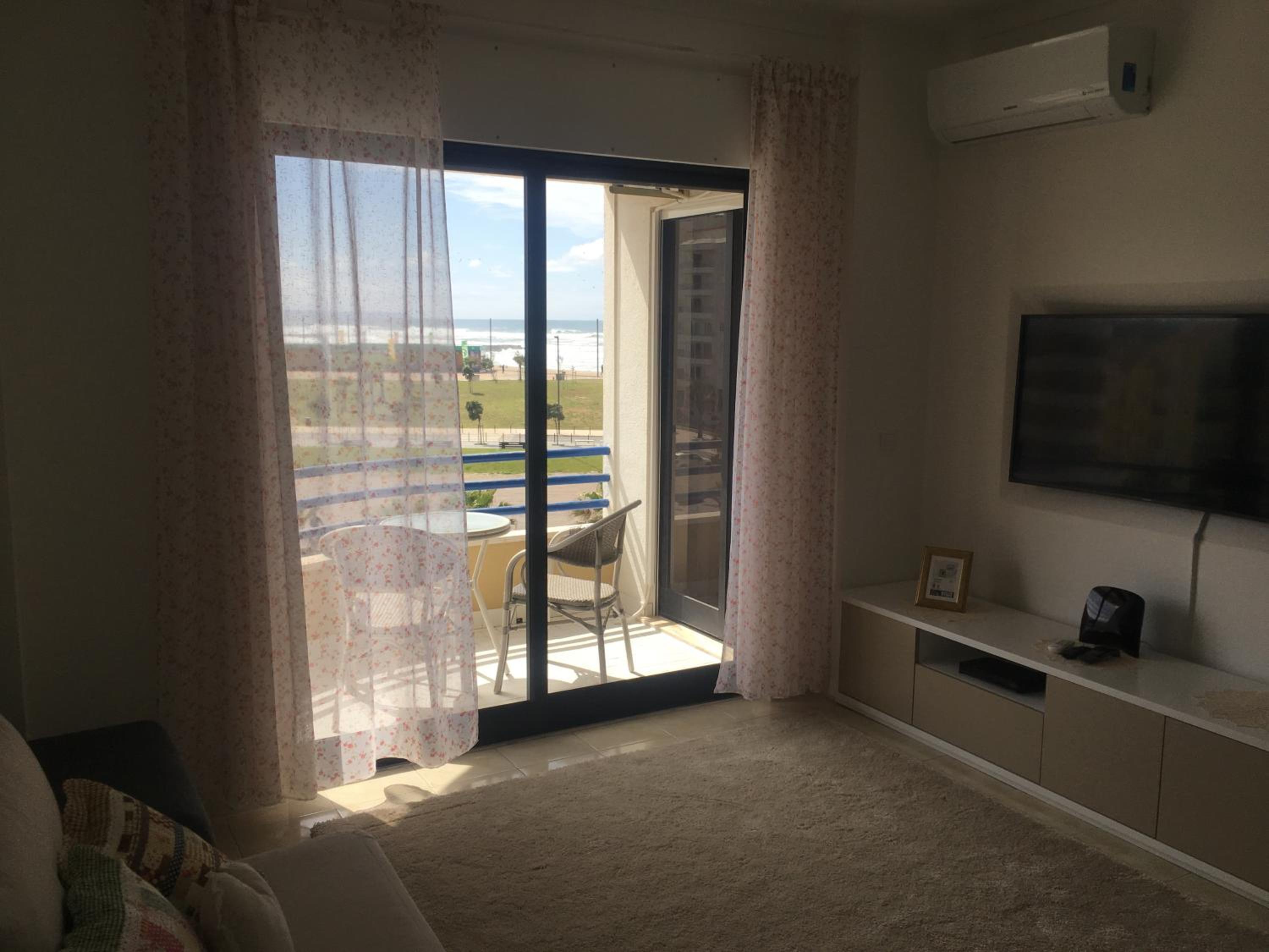 Apartment - Photo 2