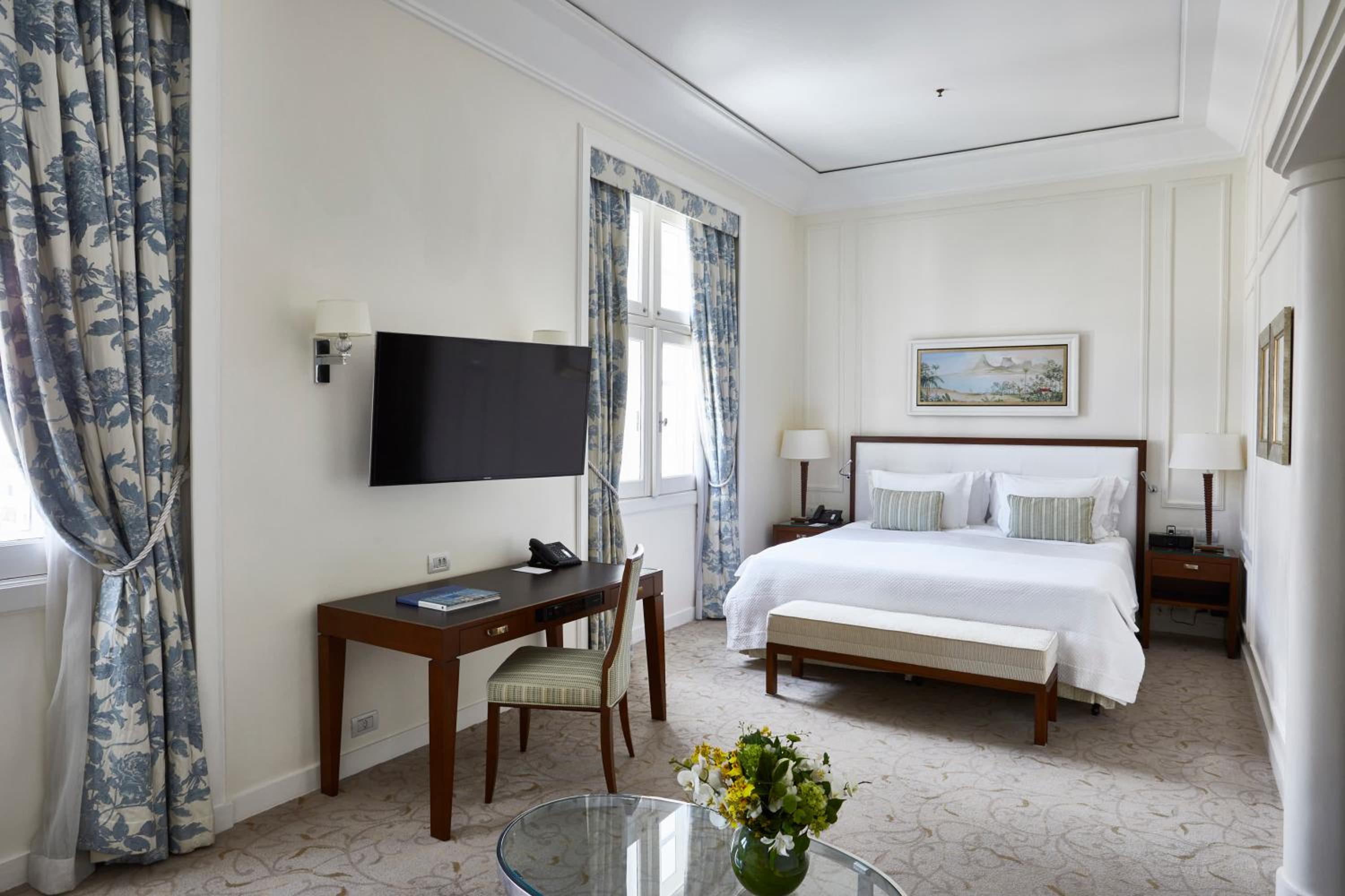 Deluxe Double or Twin Room with City View