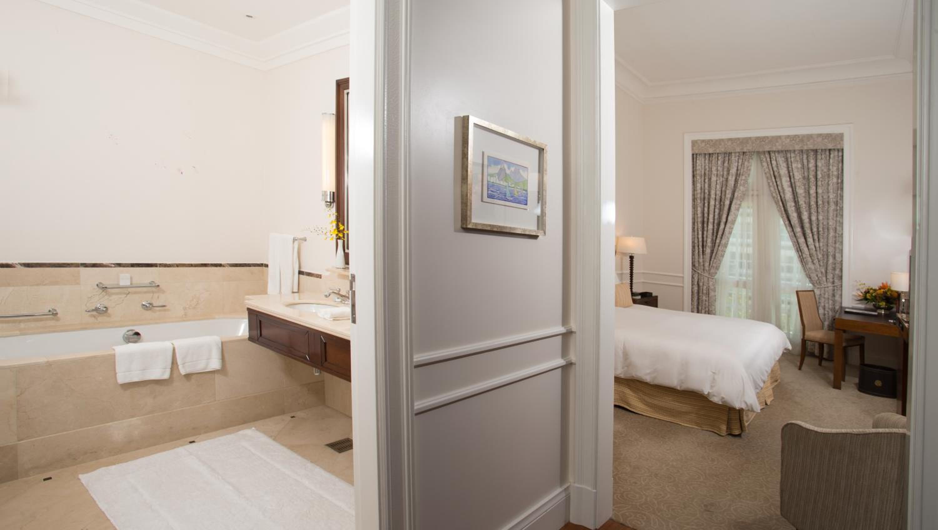Superior Double or Twin Room with Partial Ocean View