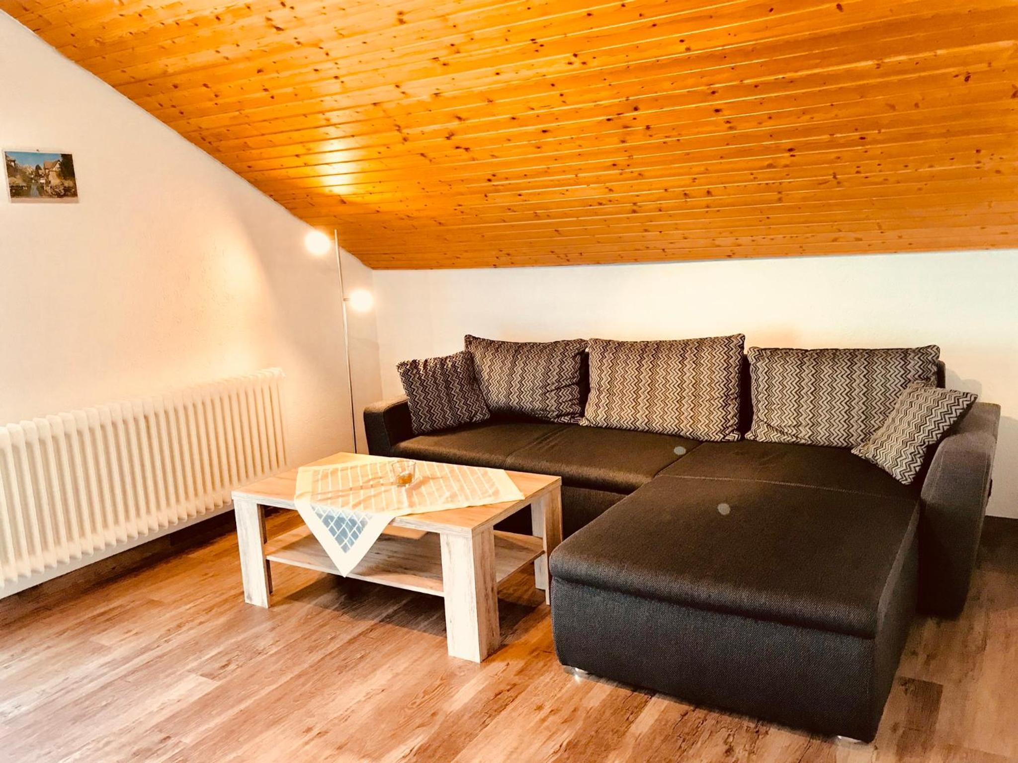 Apartment with Mountain View - Photo 13