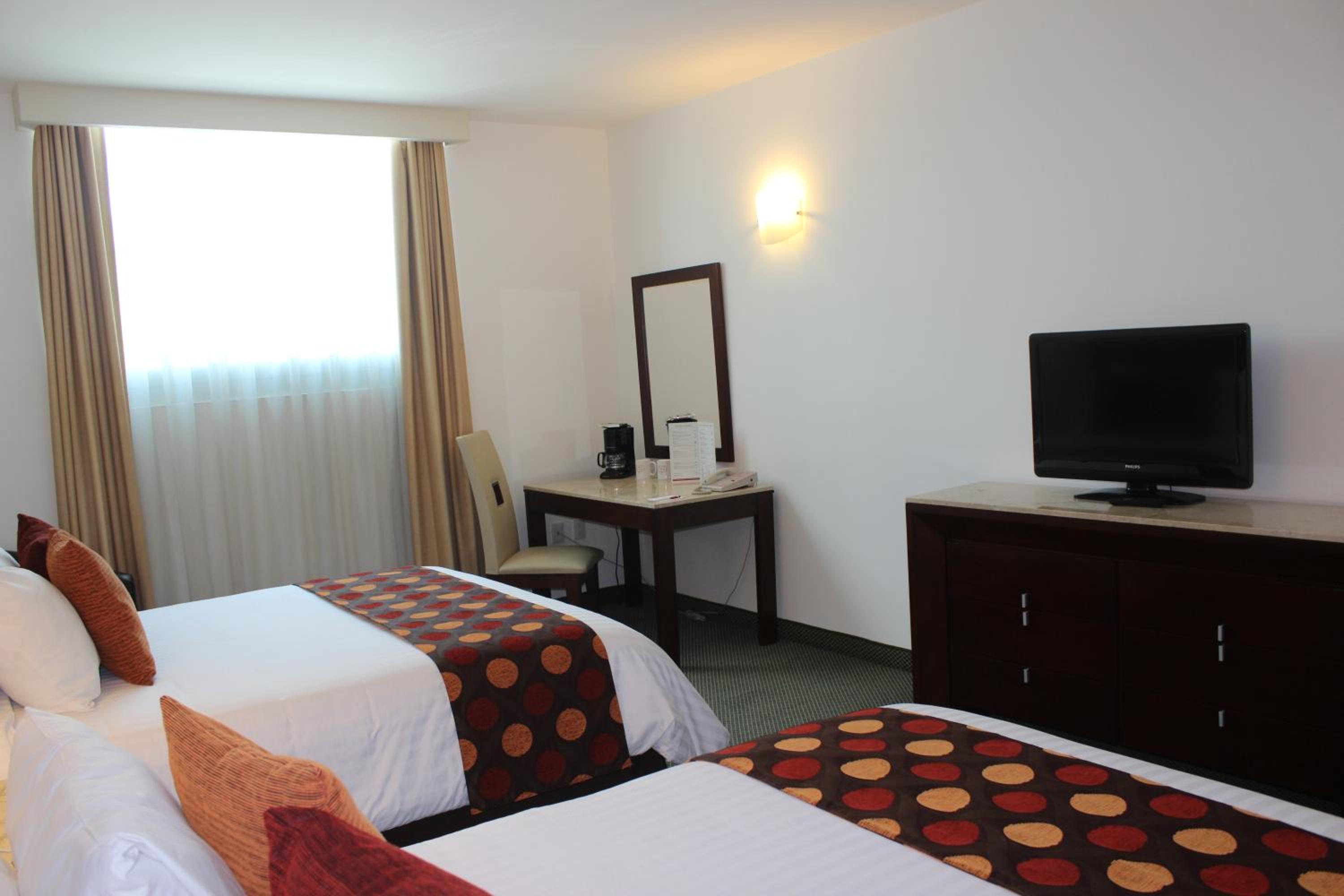 Double Room - Photo 6