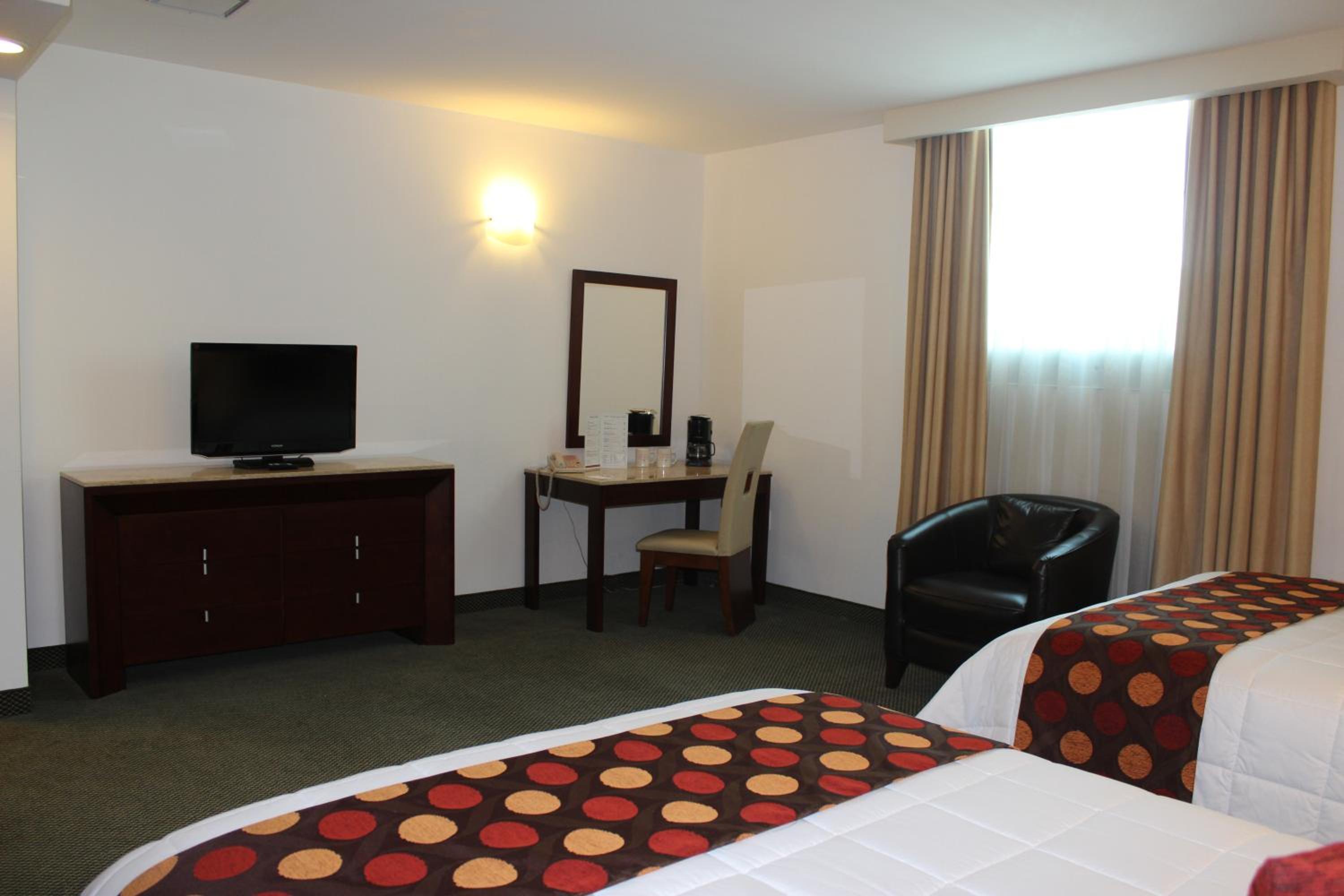 Double Room - Photo 5