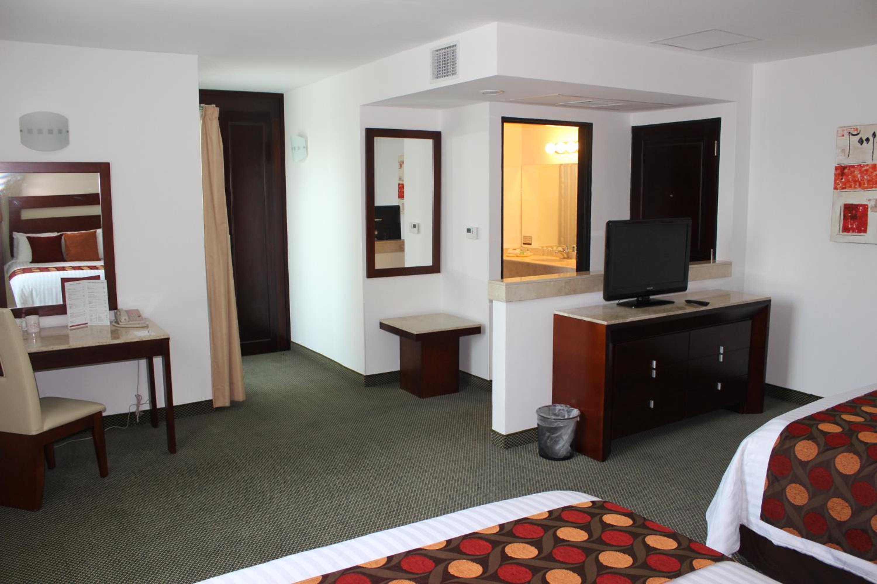 Junior Suite - Photo 1