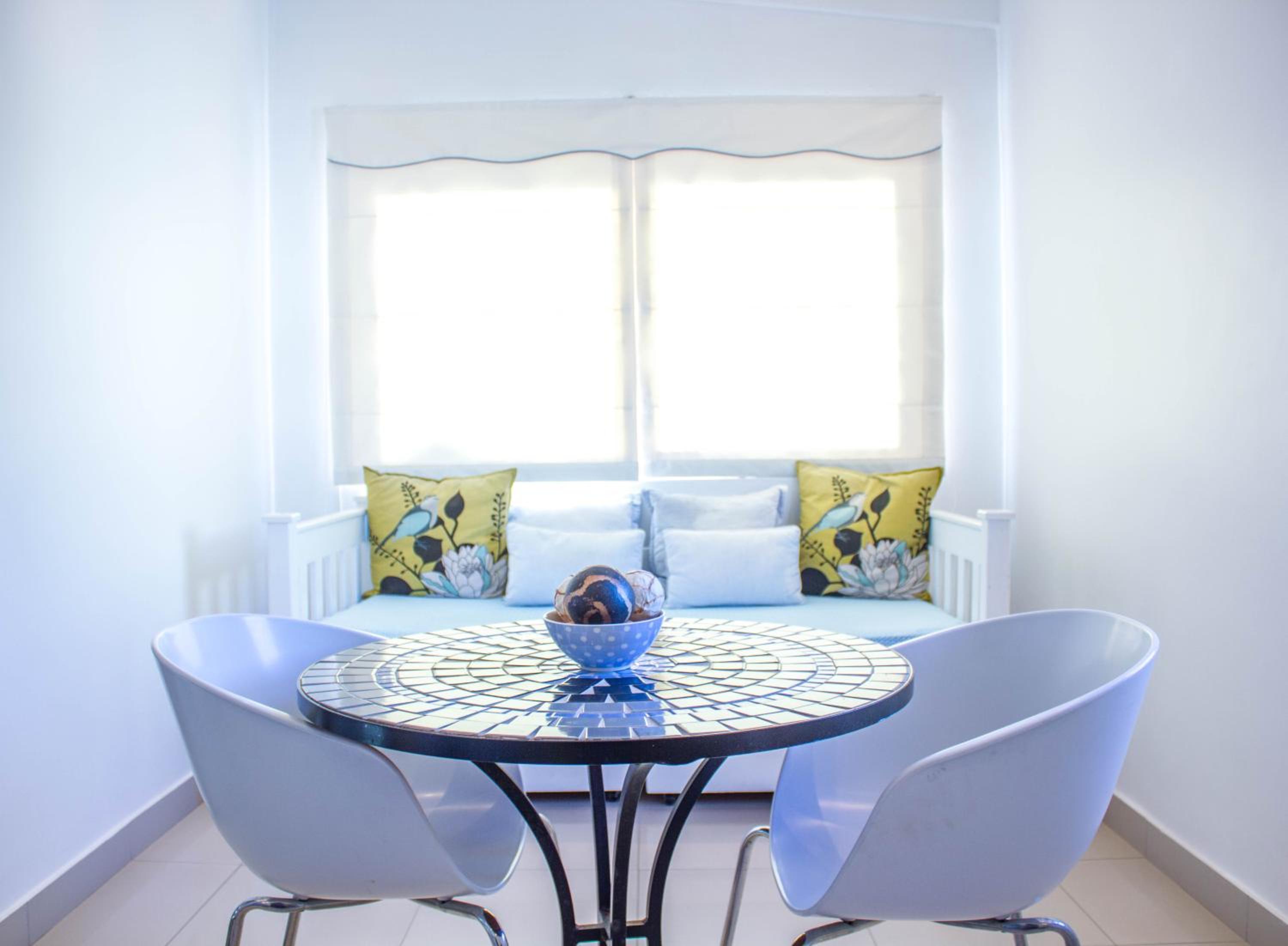 Deluxe King Suite photo 2