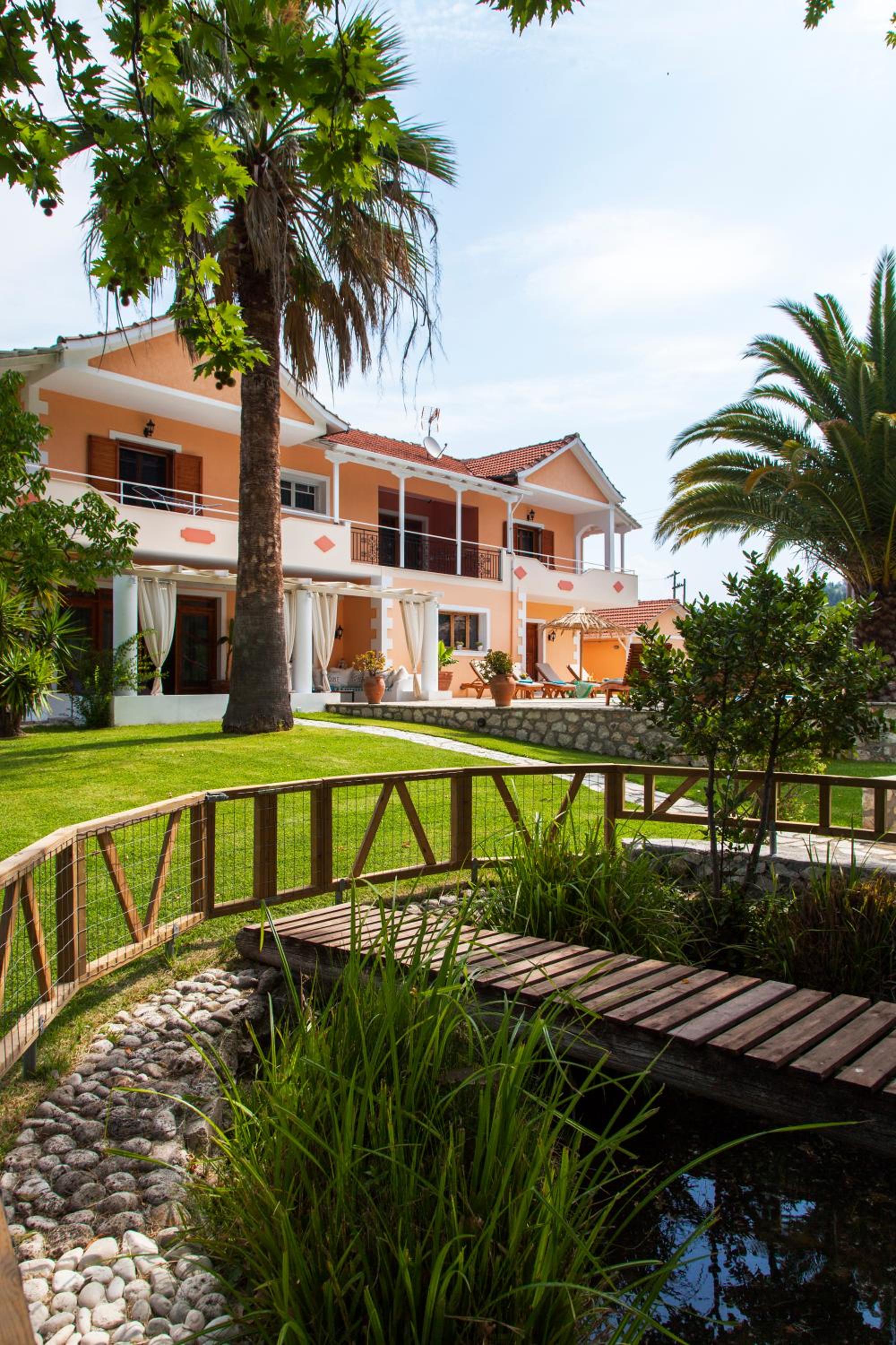 Villa with Private Pool photo 2