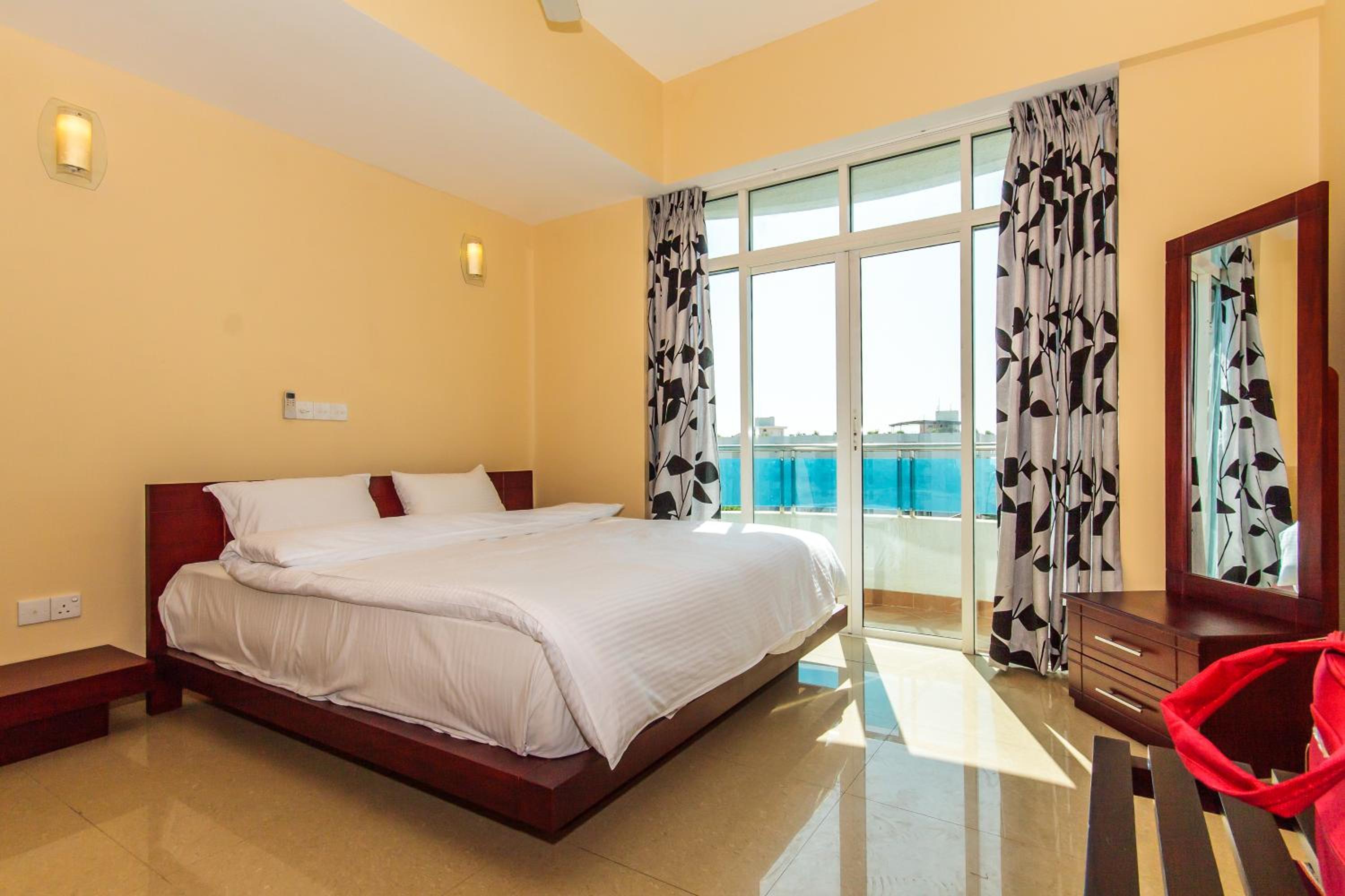 Three-Bedroom Apartment with 15% Discount on Food & Beverage