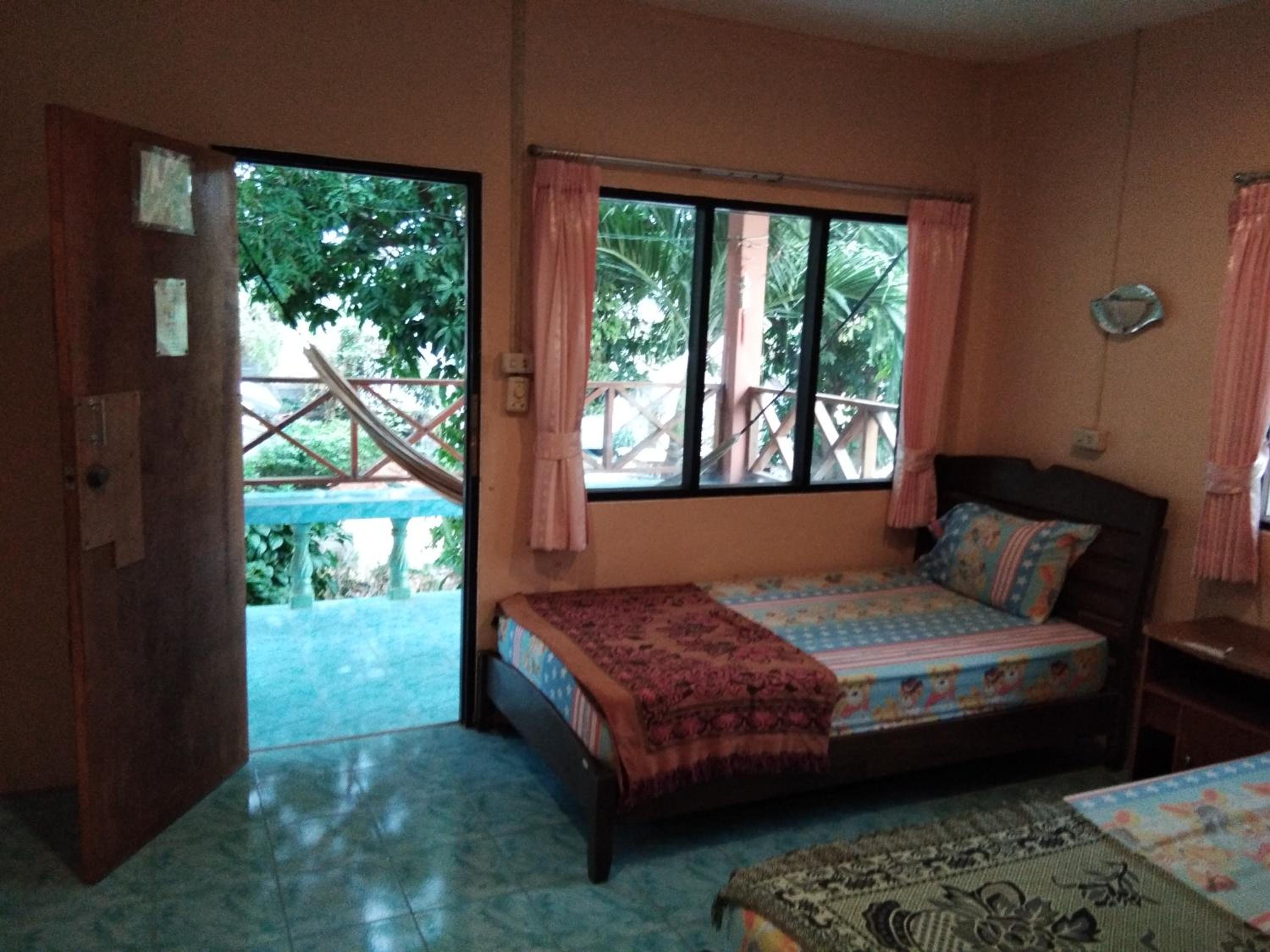 Triple Bungalow with Fan photo 3
