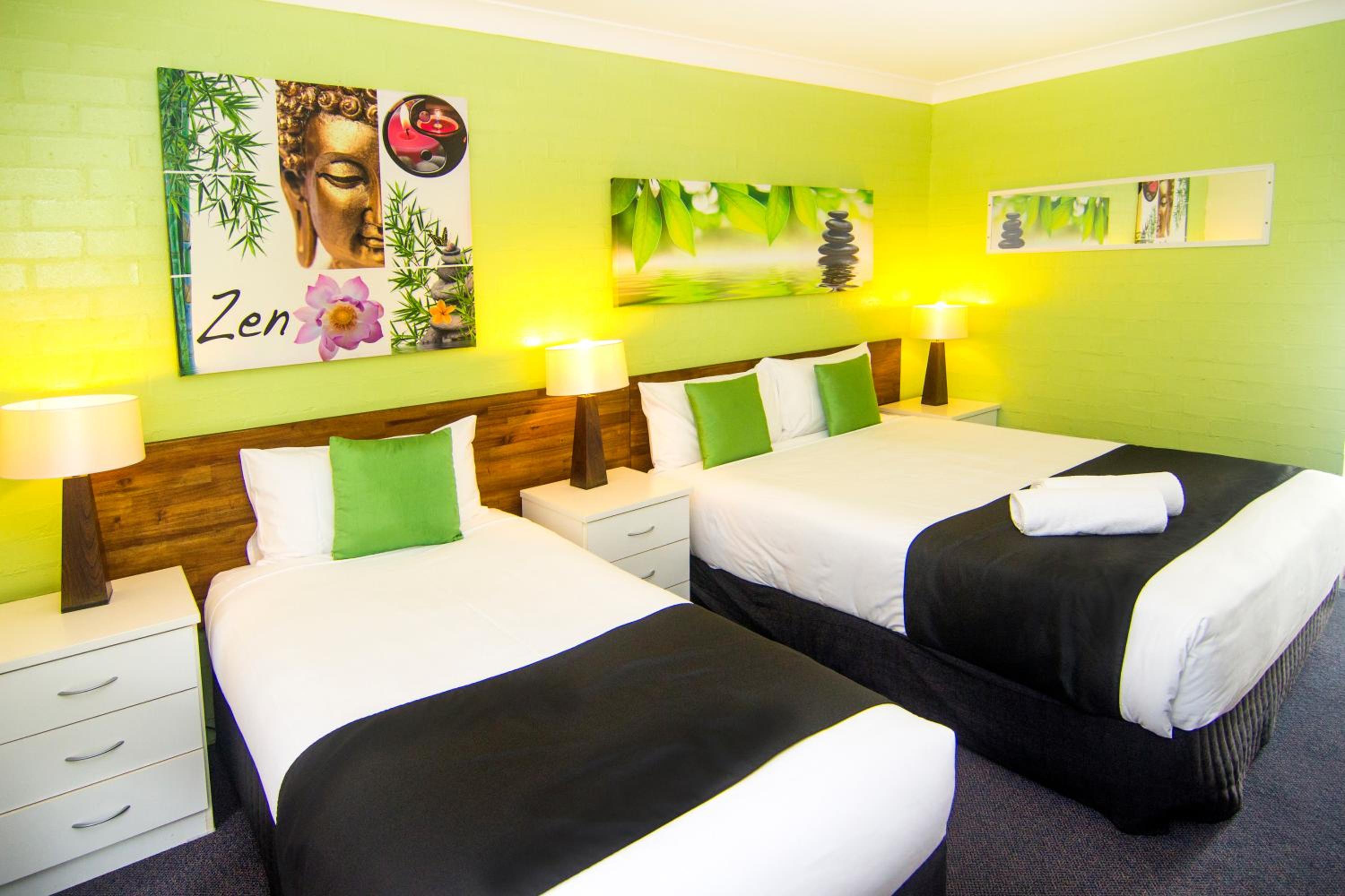 Deluxe Twin Room photo 1