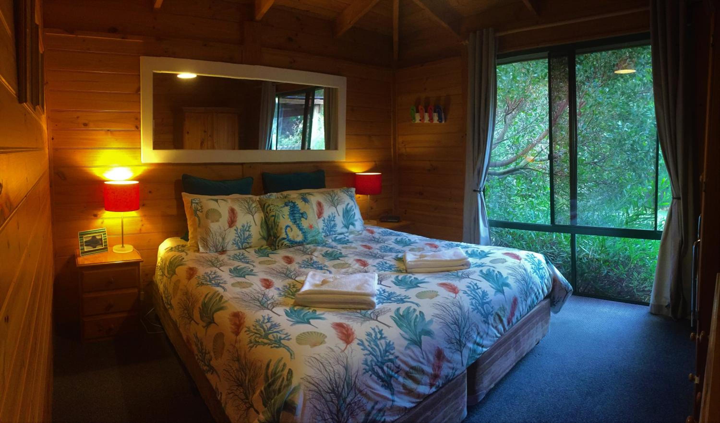 Beachcomber Two-Bedroom Cottage photo 2
