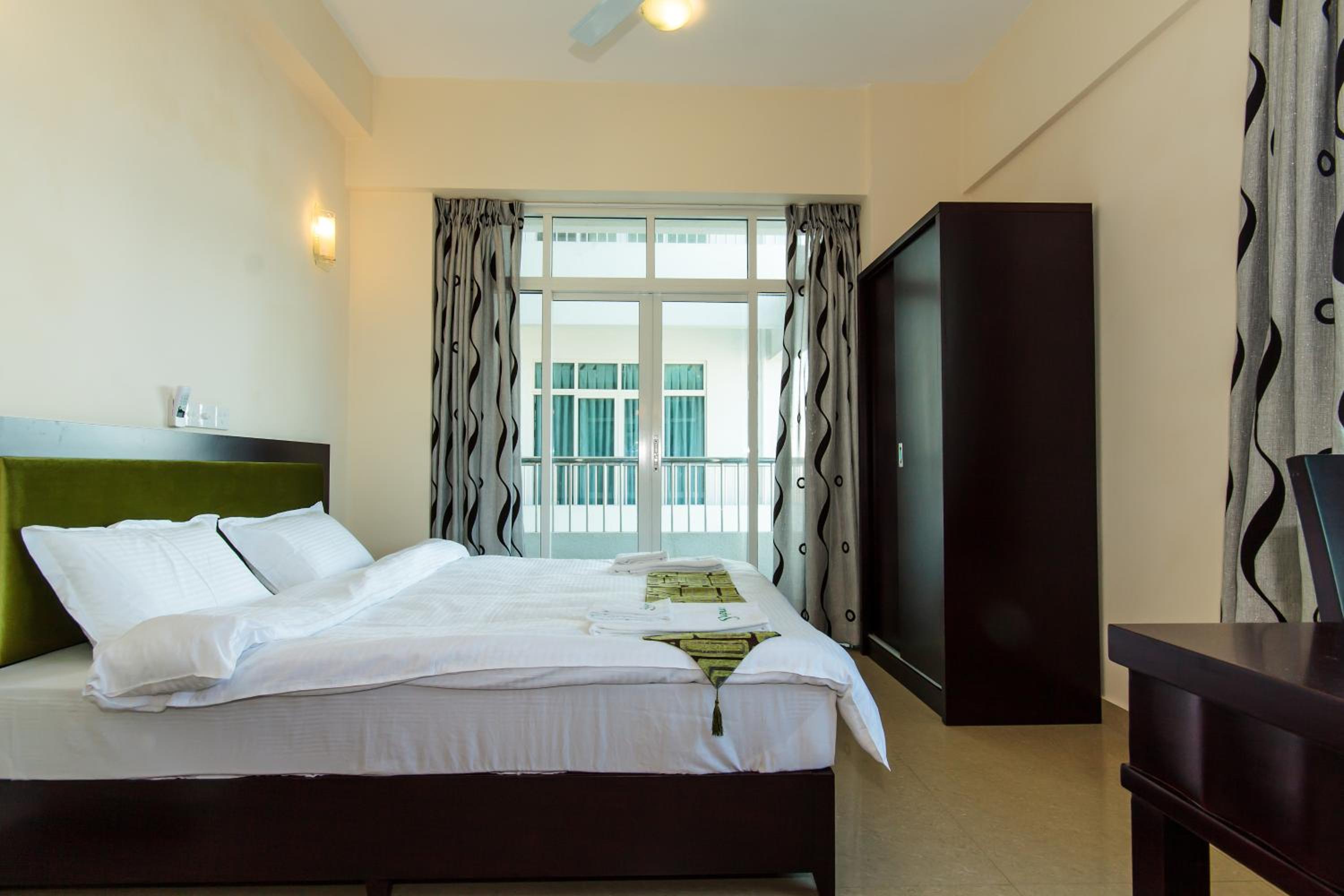 One-Bedroom Apartment with 15% Discount on Food & Beverage