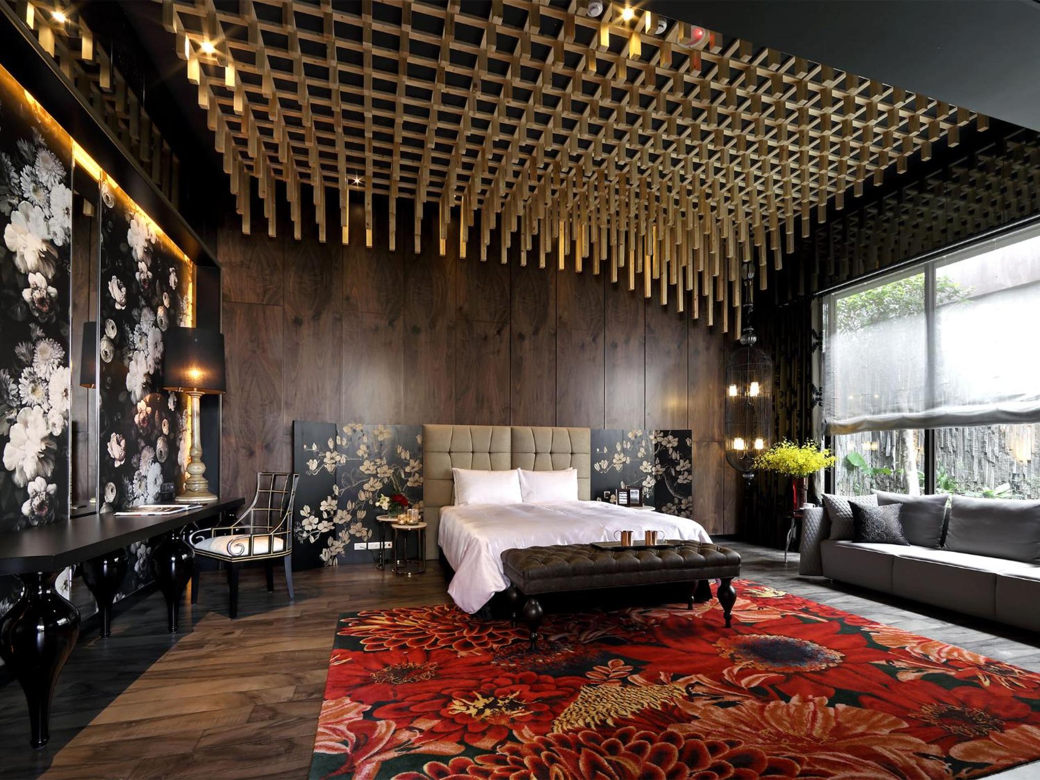 Luxury Double Room (Check-in after 18:00)