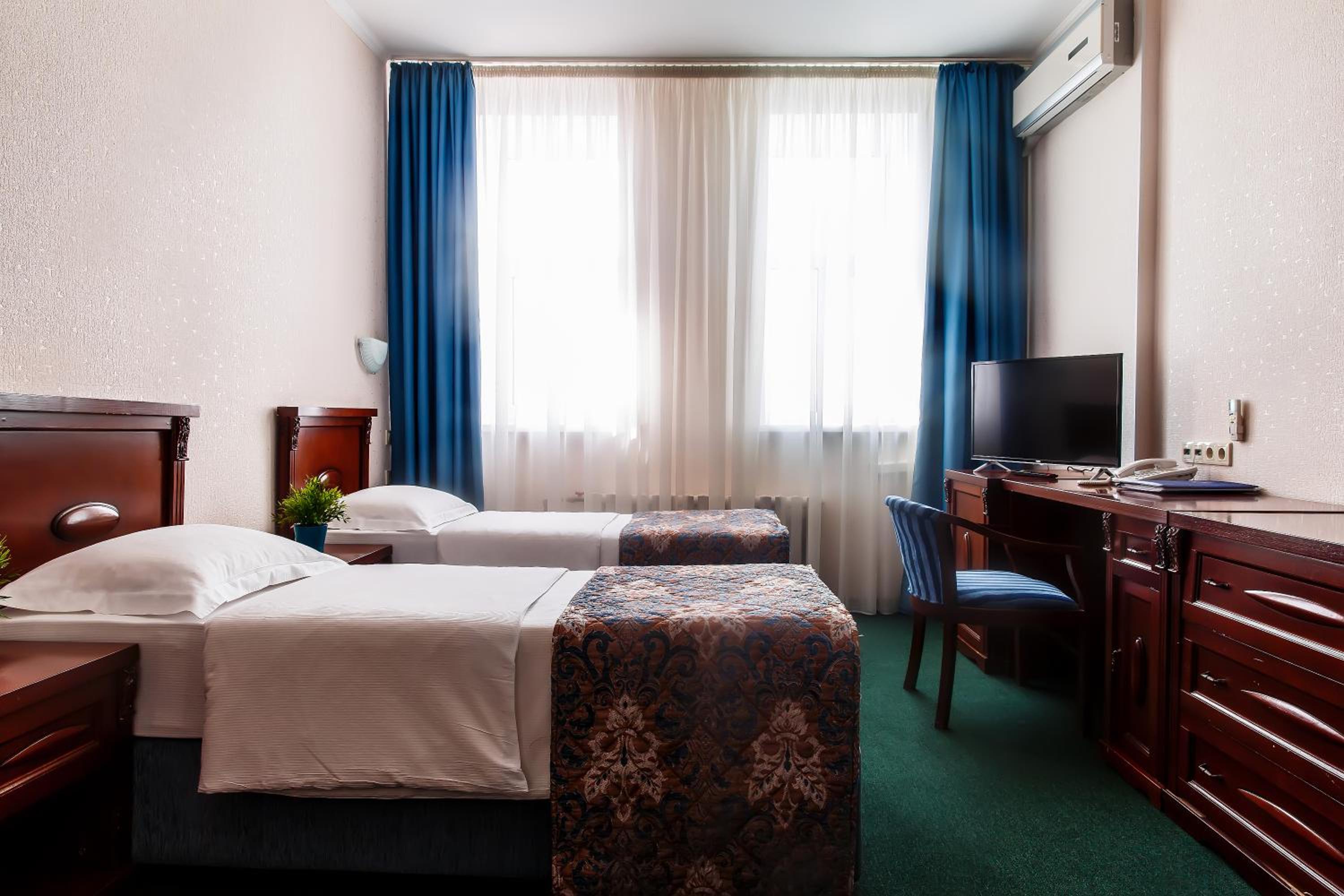 Standard Twin Room photo 3