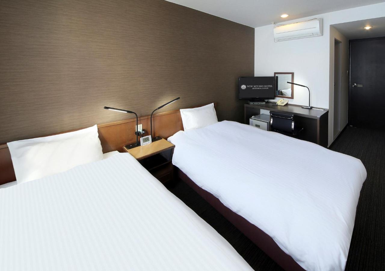 Twin Room - Non-Smoking - Photo 3