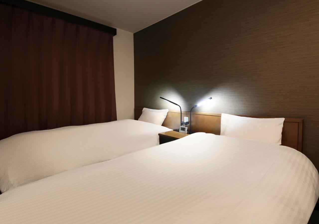 Twin Room - Non-Smoking - Photo 1