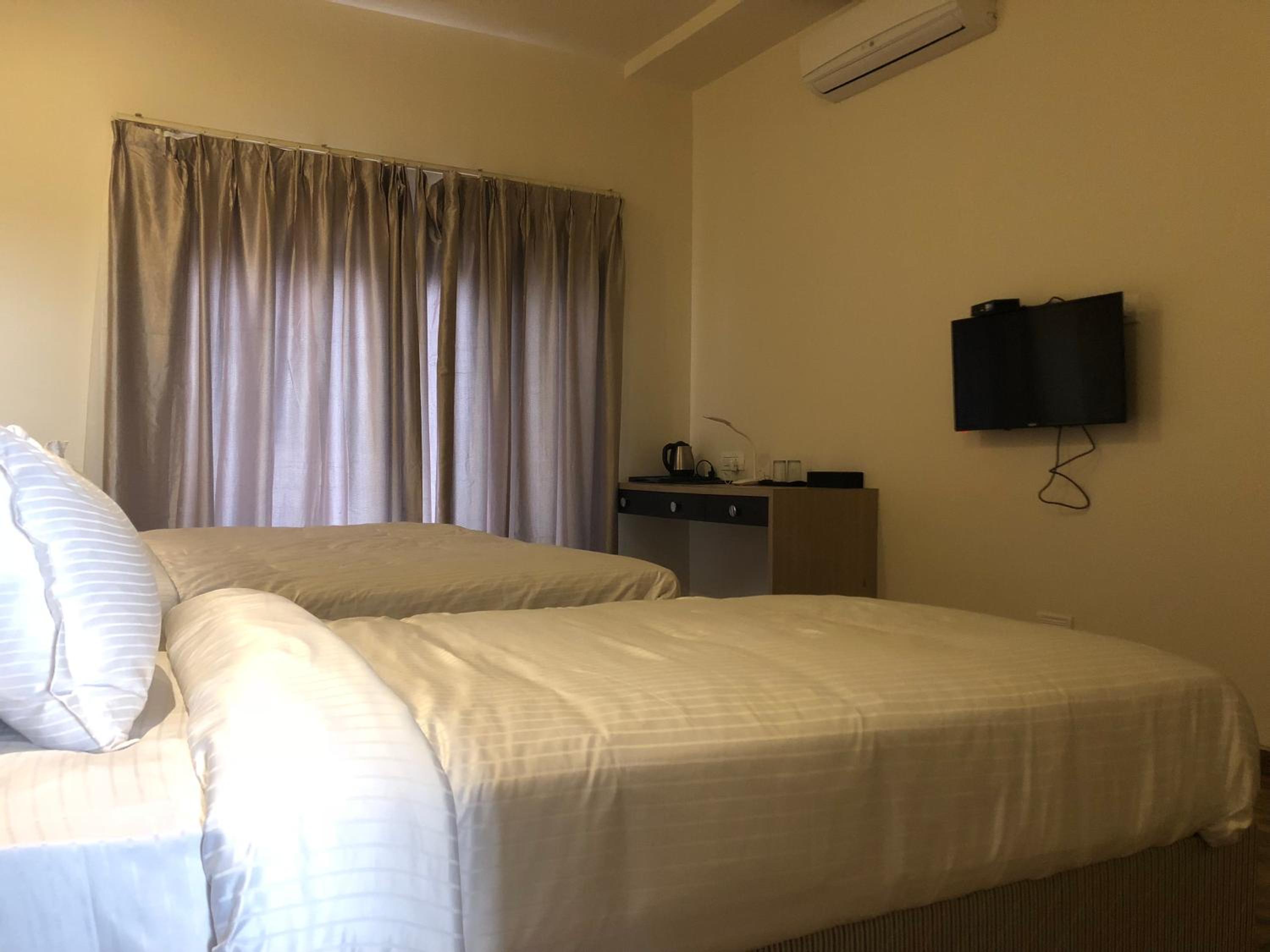 Budget Triple Room - Photo 2