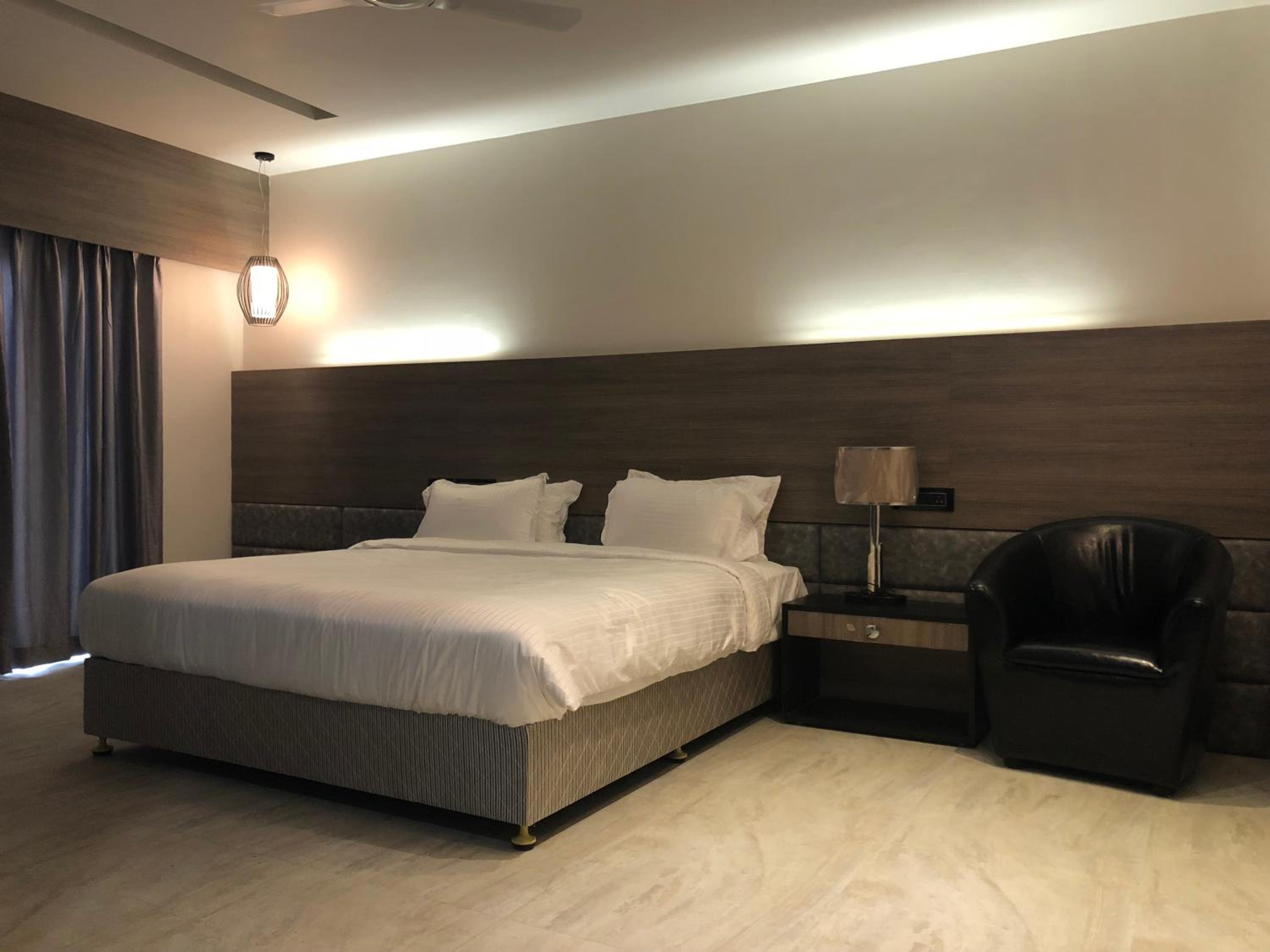 Standard Double Room - Photo 4