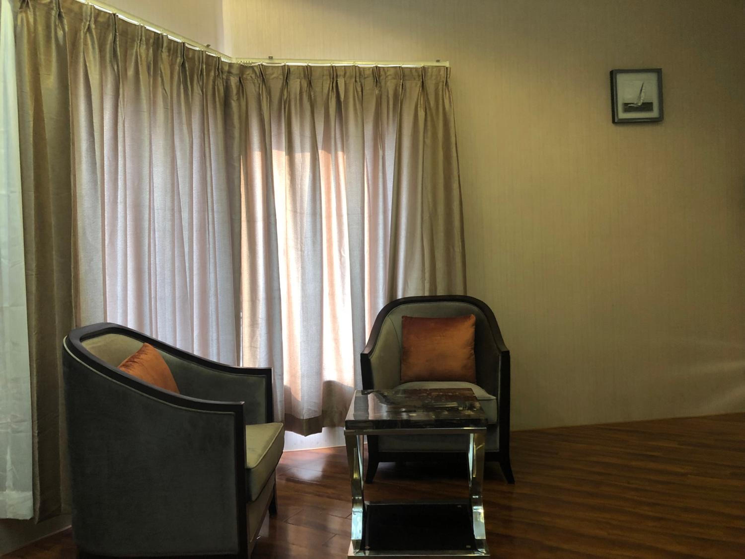 Deluxe Suite - Photo 2