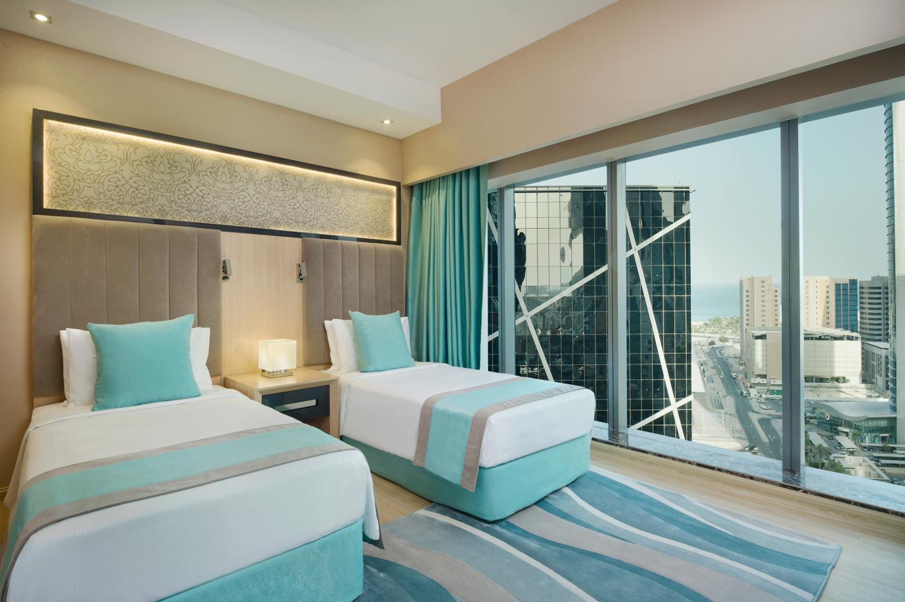Premium Two-Bedroom Apartment with City View photo 3