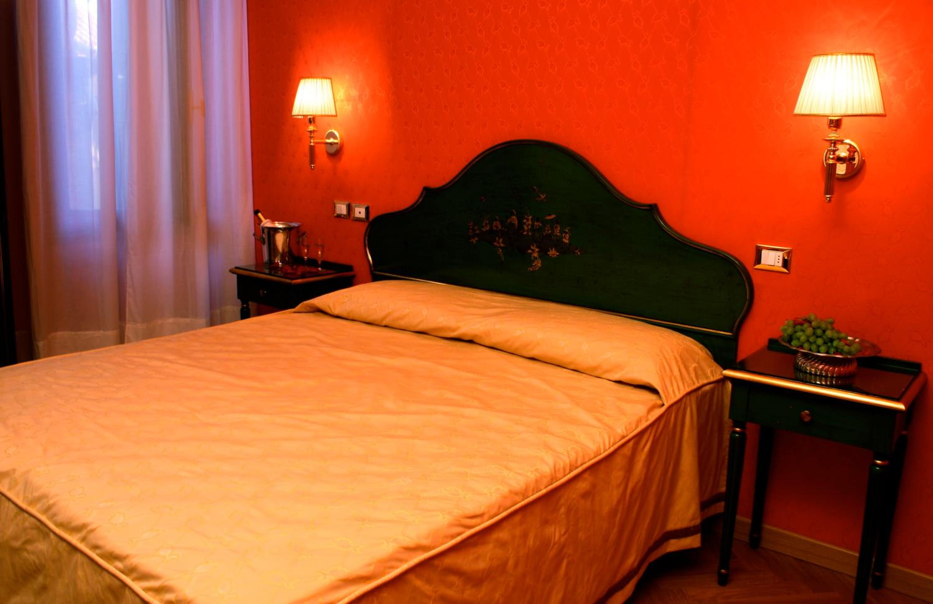 Superior Triple Room photo 3