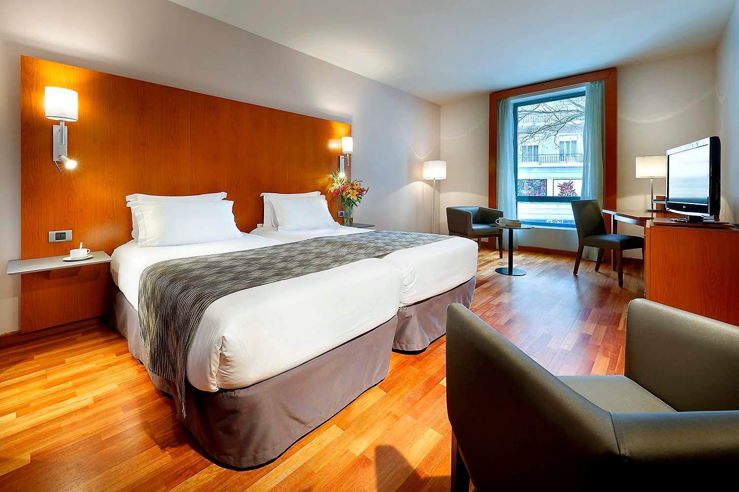Double Room - Photo 7