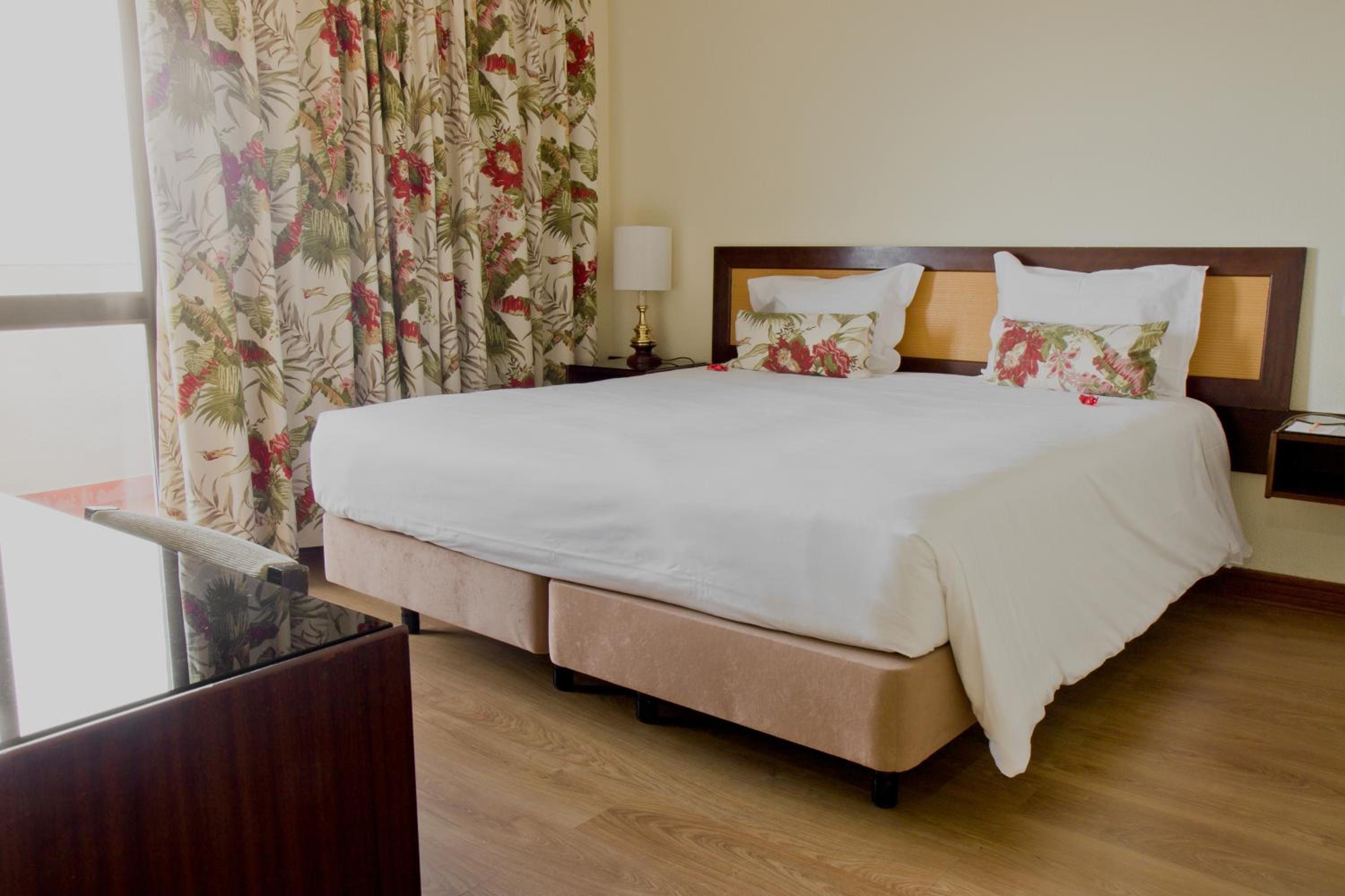 Double or Twin Room - Photo 1