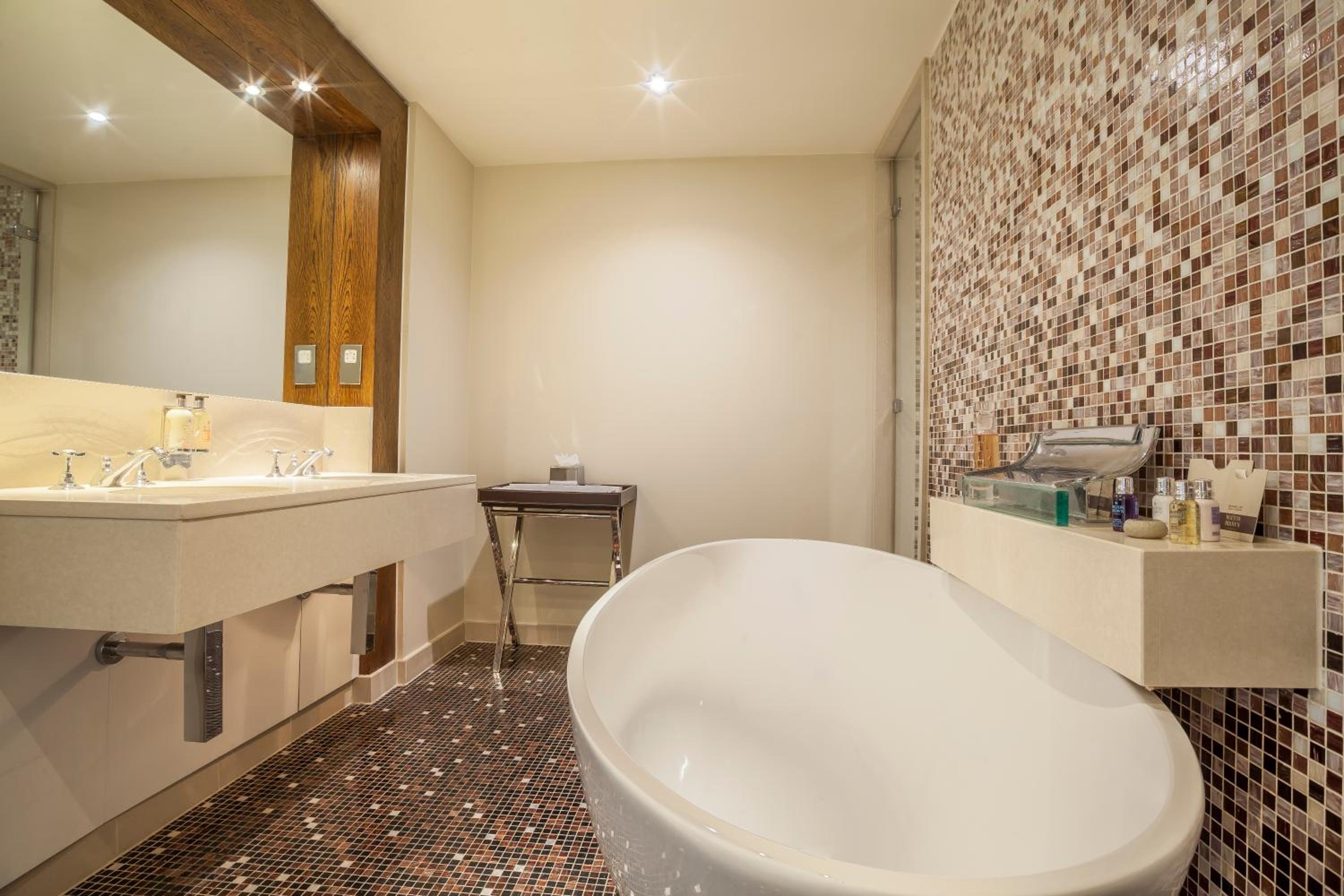 Roseate Suite - Photo 4