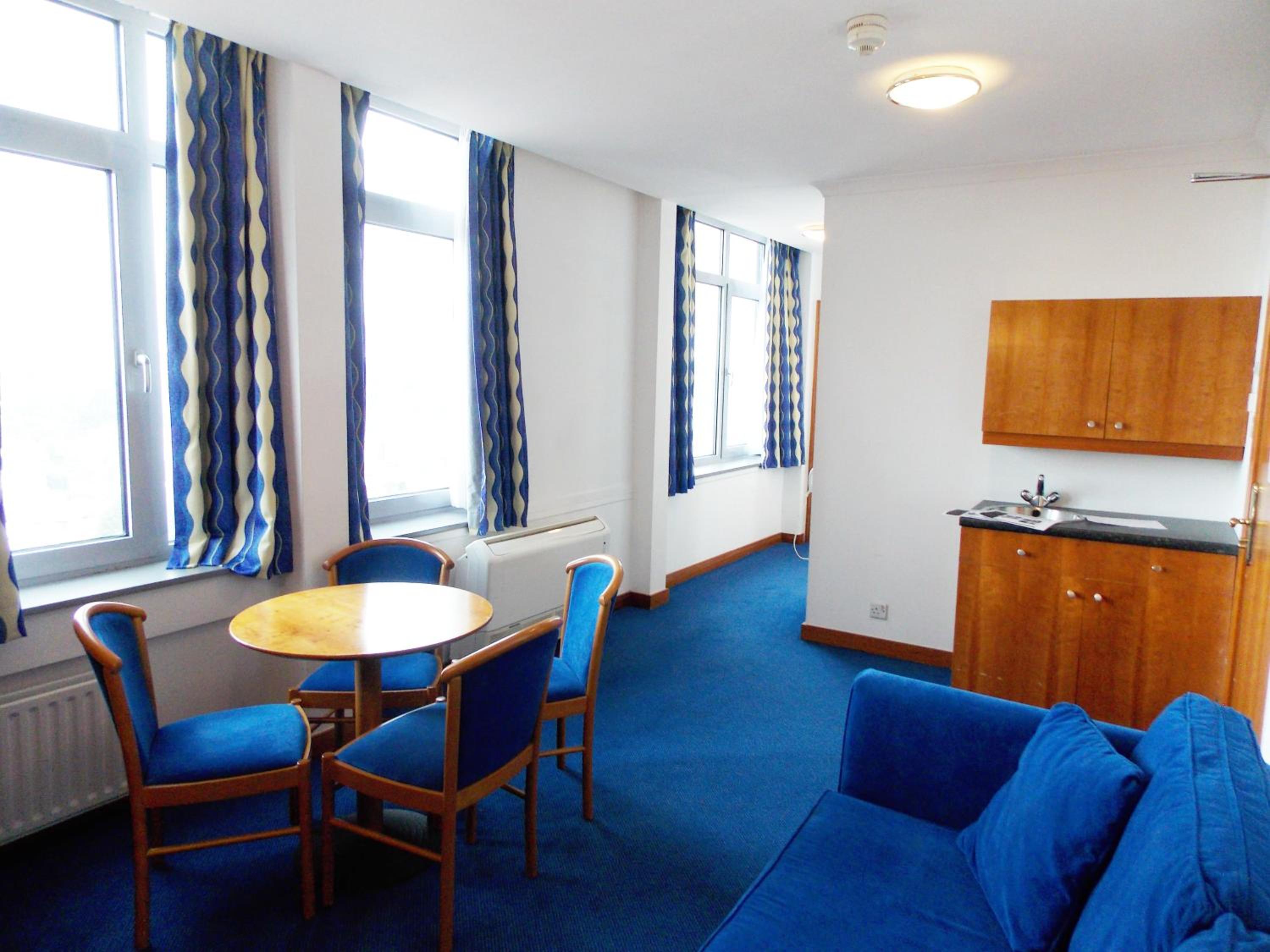Suite photo 1