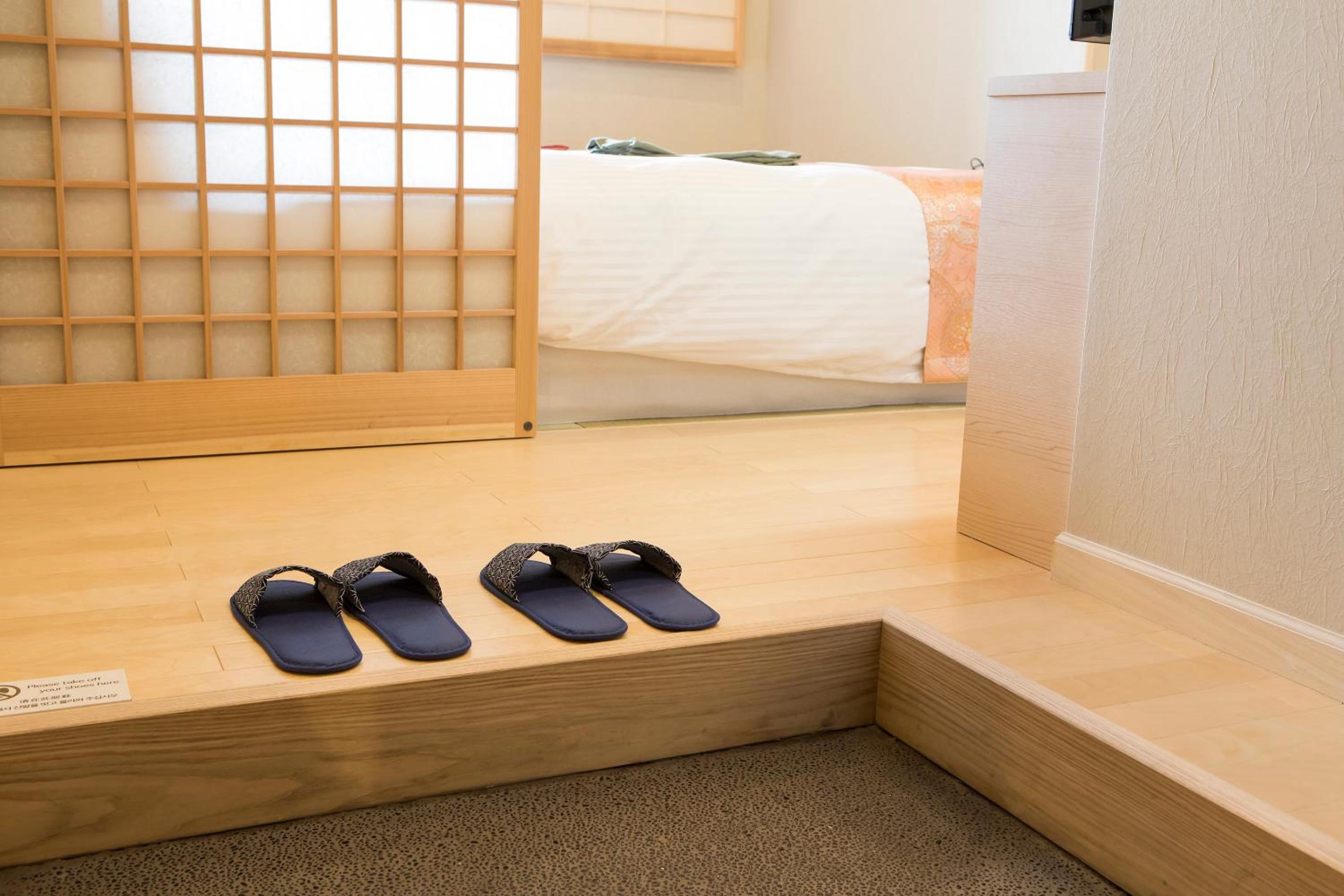 Japanese Modern Twin Room - Non-Smoking photo 3