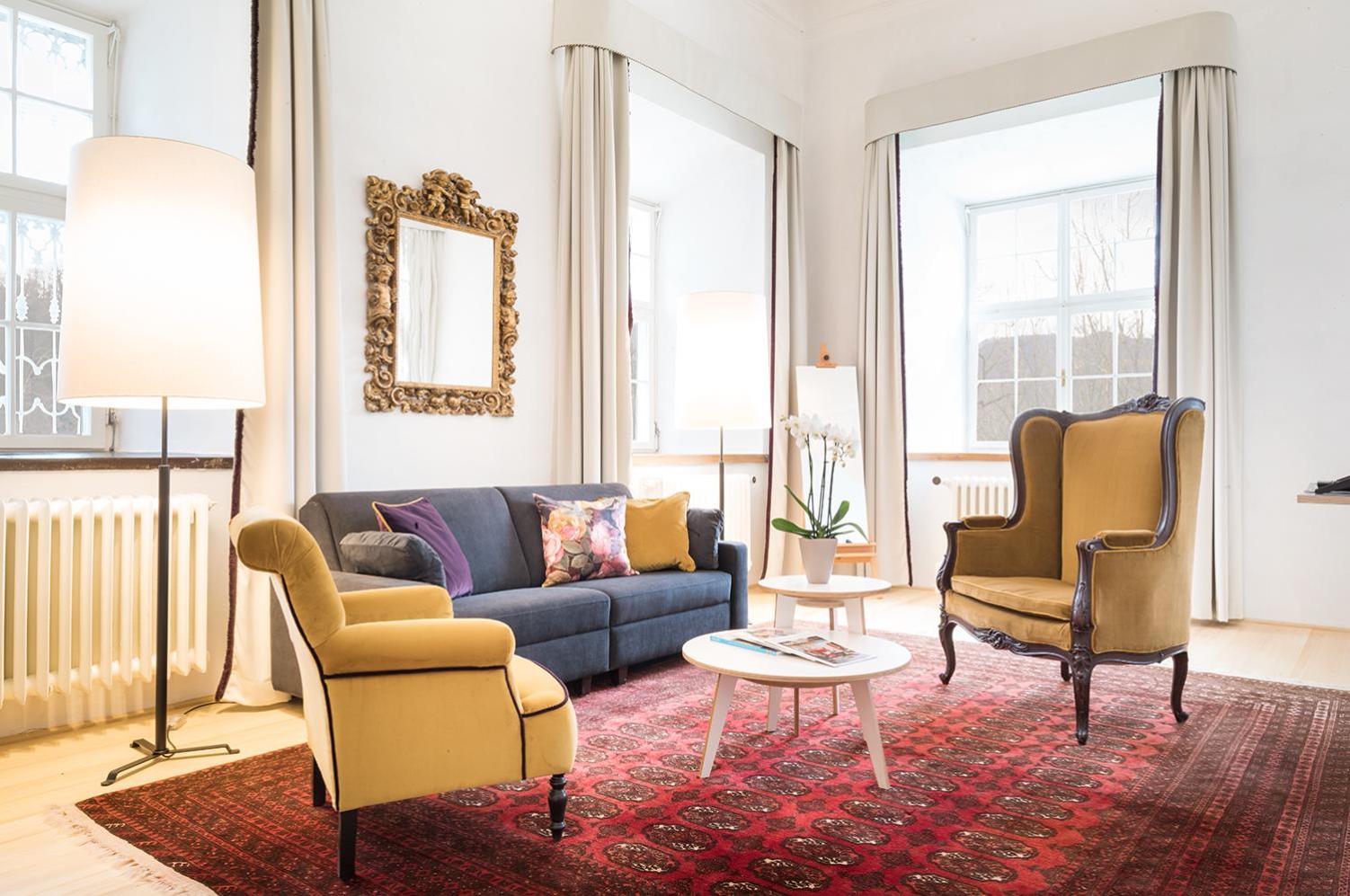 Standard Suite - Photo 4