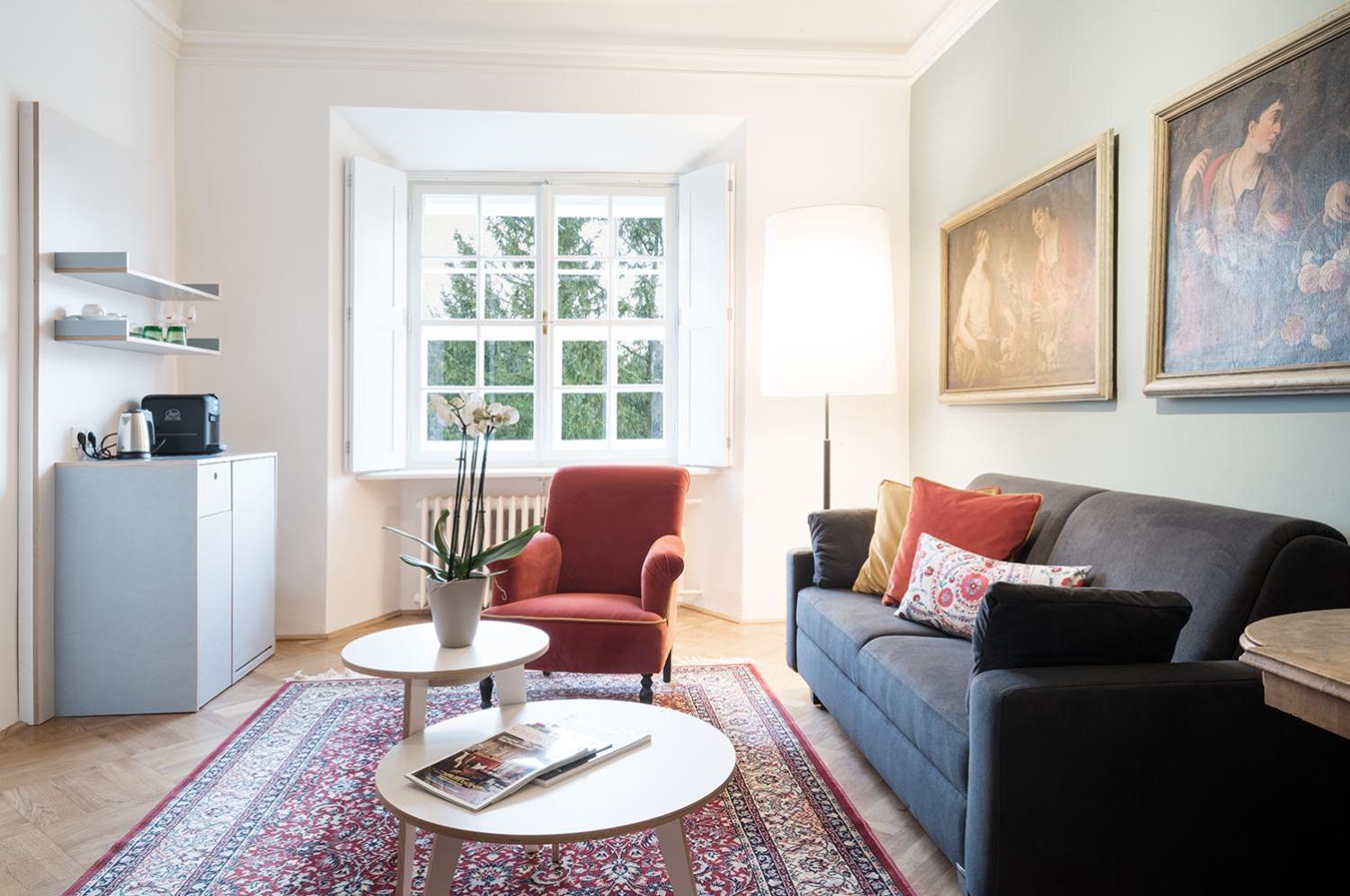 Standard Suite - Photo 2