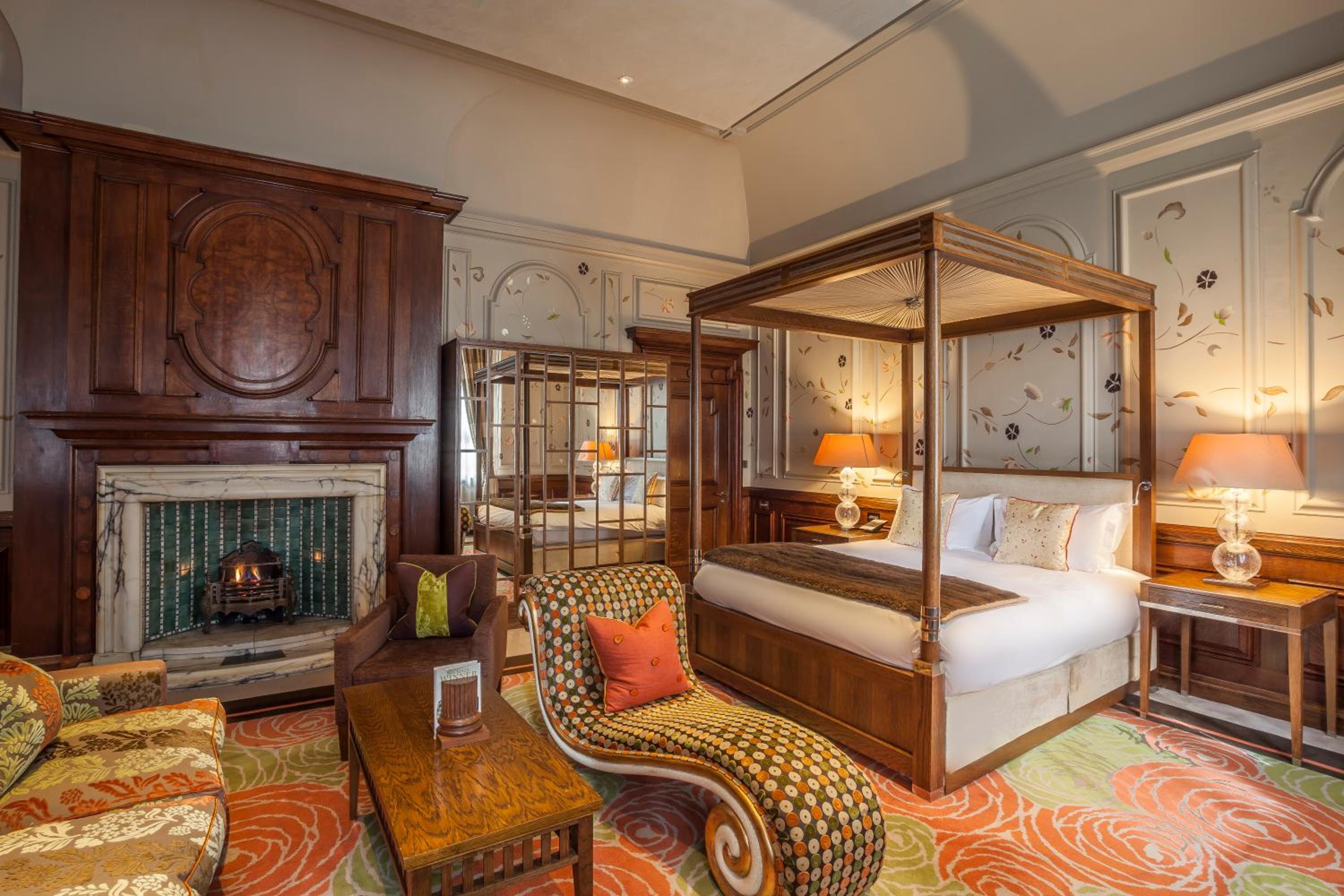 Roseate Suite - Photo 1
