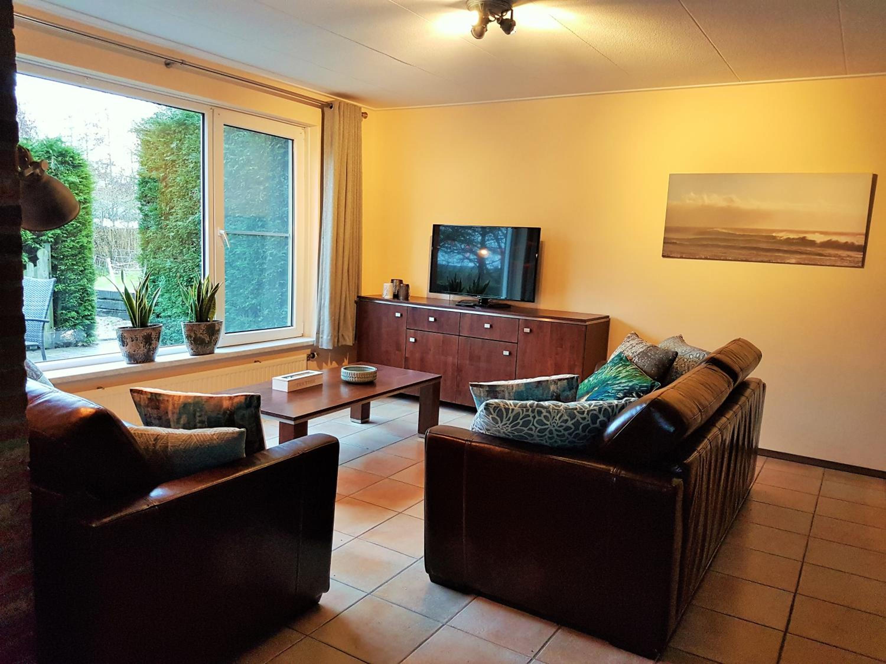 Three-Bedroom Apartment photo 1
