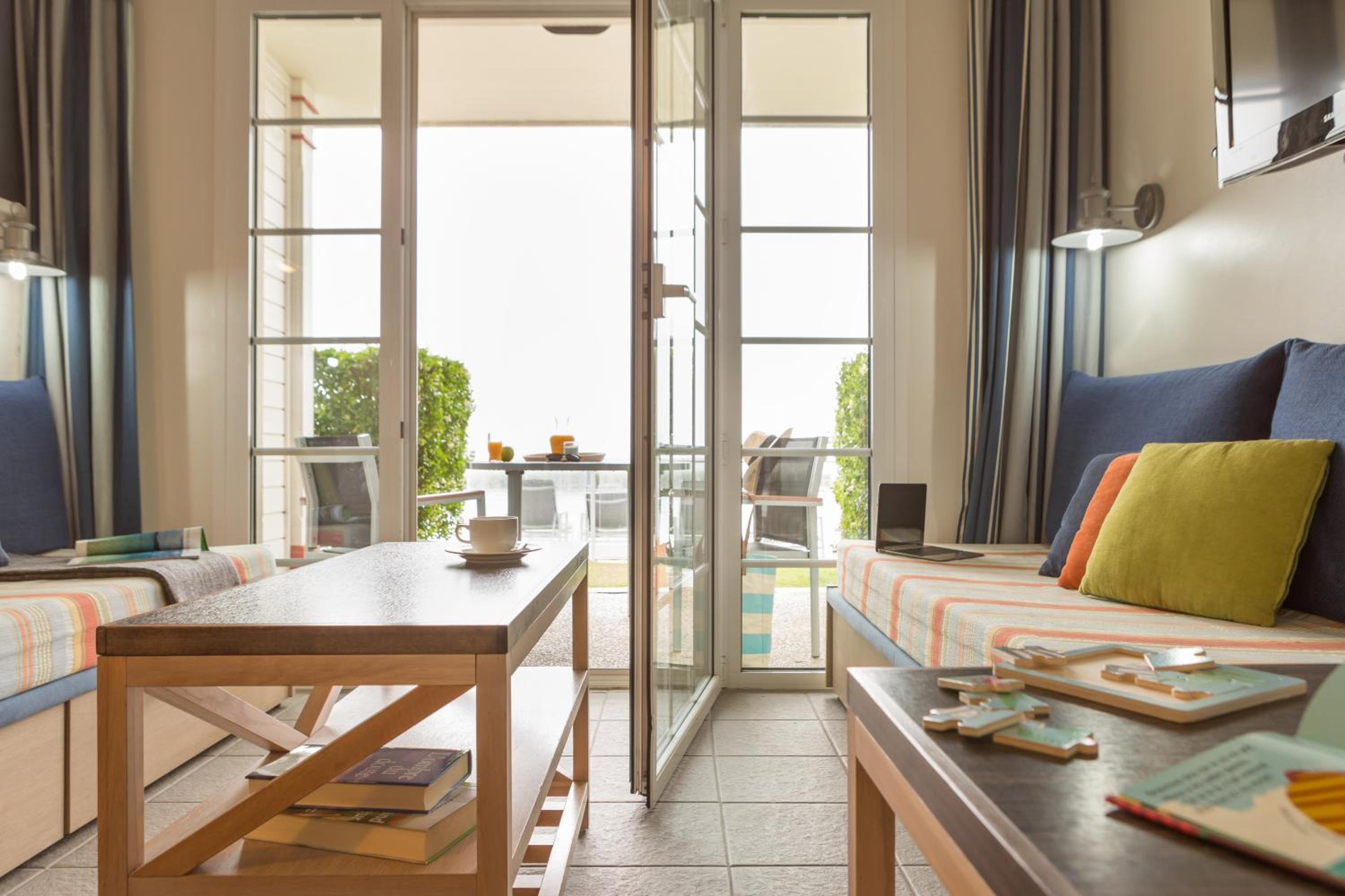 Studio with Sleeping Alcove (4 People) - Sea View
