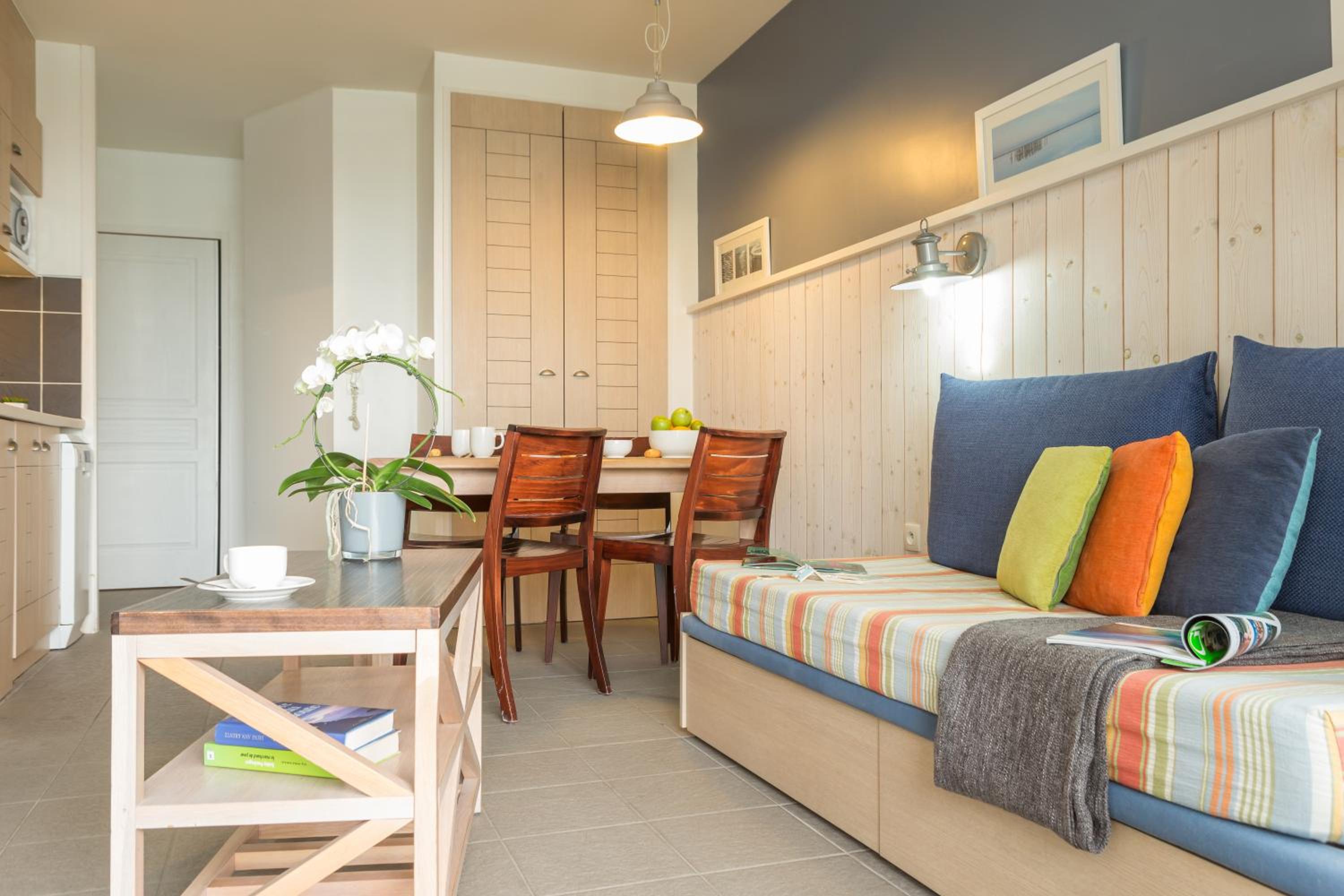 Studio with Sleeping Alcove (4 People) - Sea View photo 3